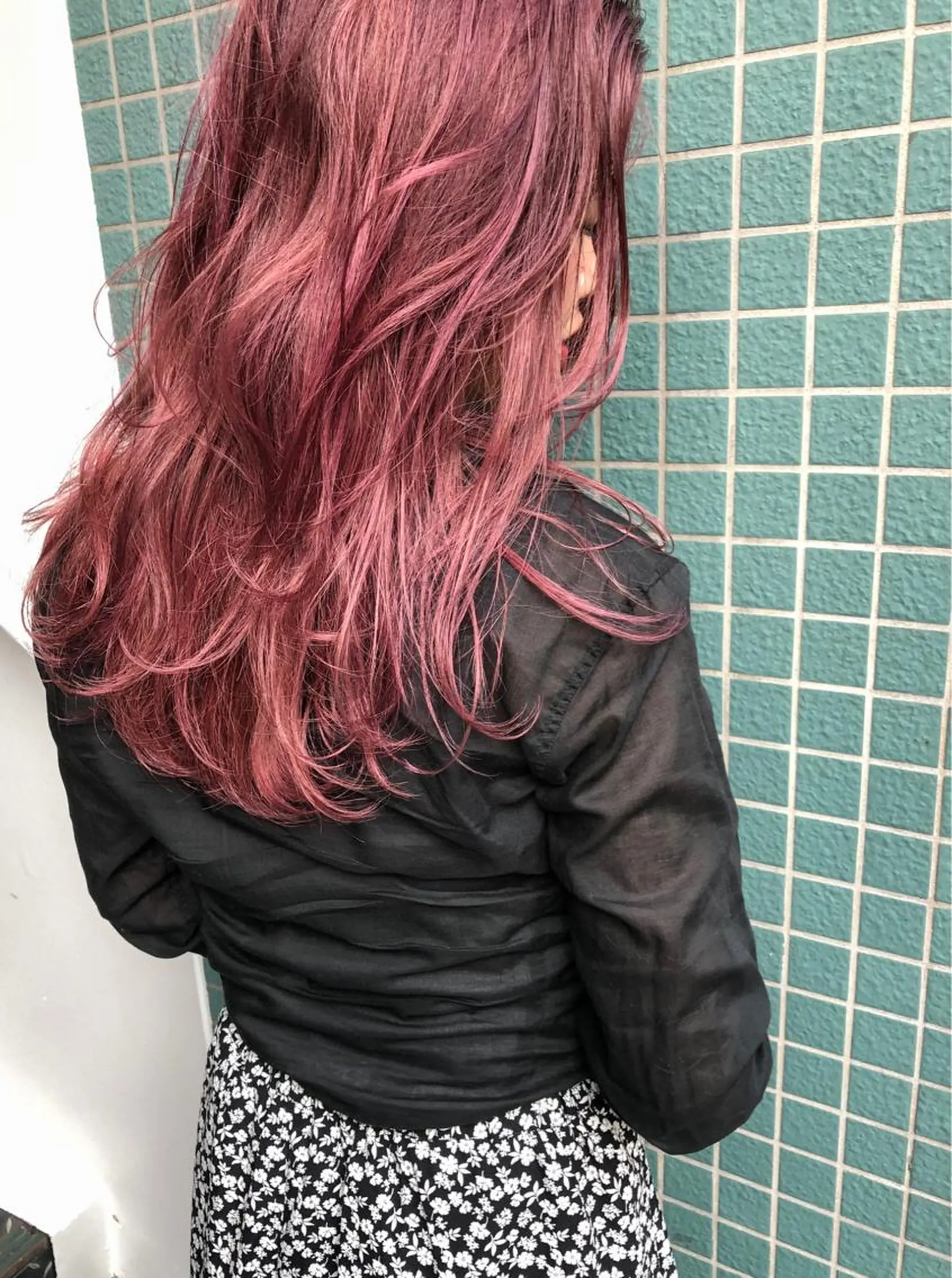 ロング ヘアカラー nessヤマサキ リュウタのヘアスタイル