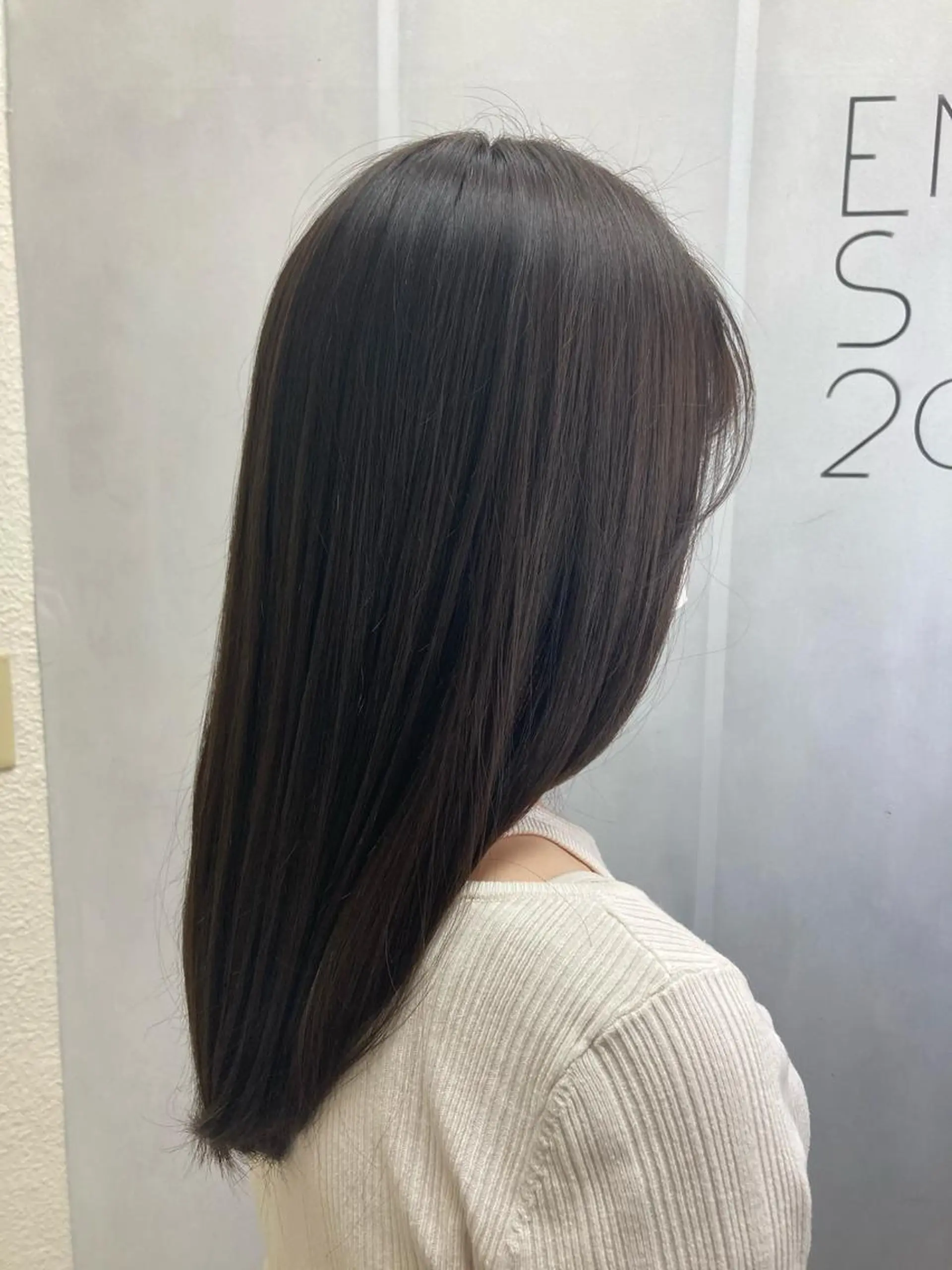 セミロング カット 前田リサコ🌹 ✨艶髪職人のヘアスタイル