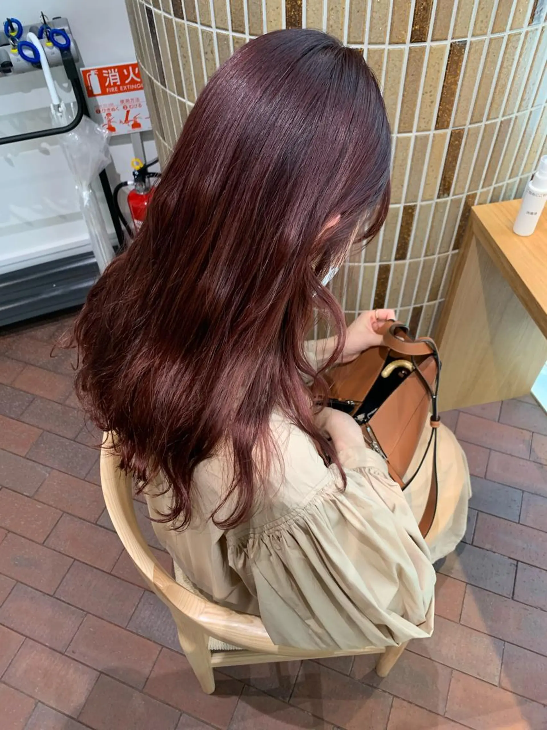 ロング カラー ピンクカラー Sill所属・片岡 由依のヘアスタイル