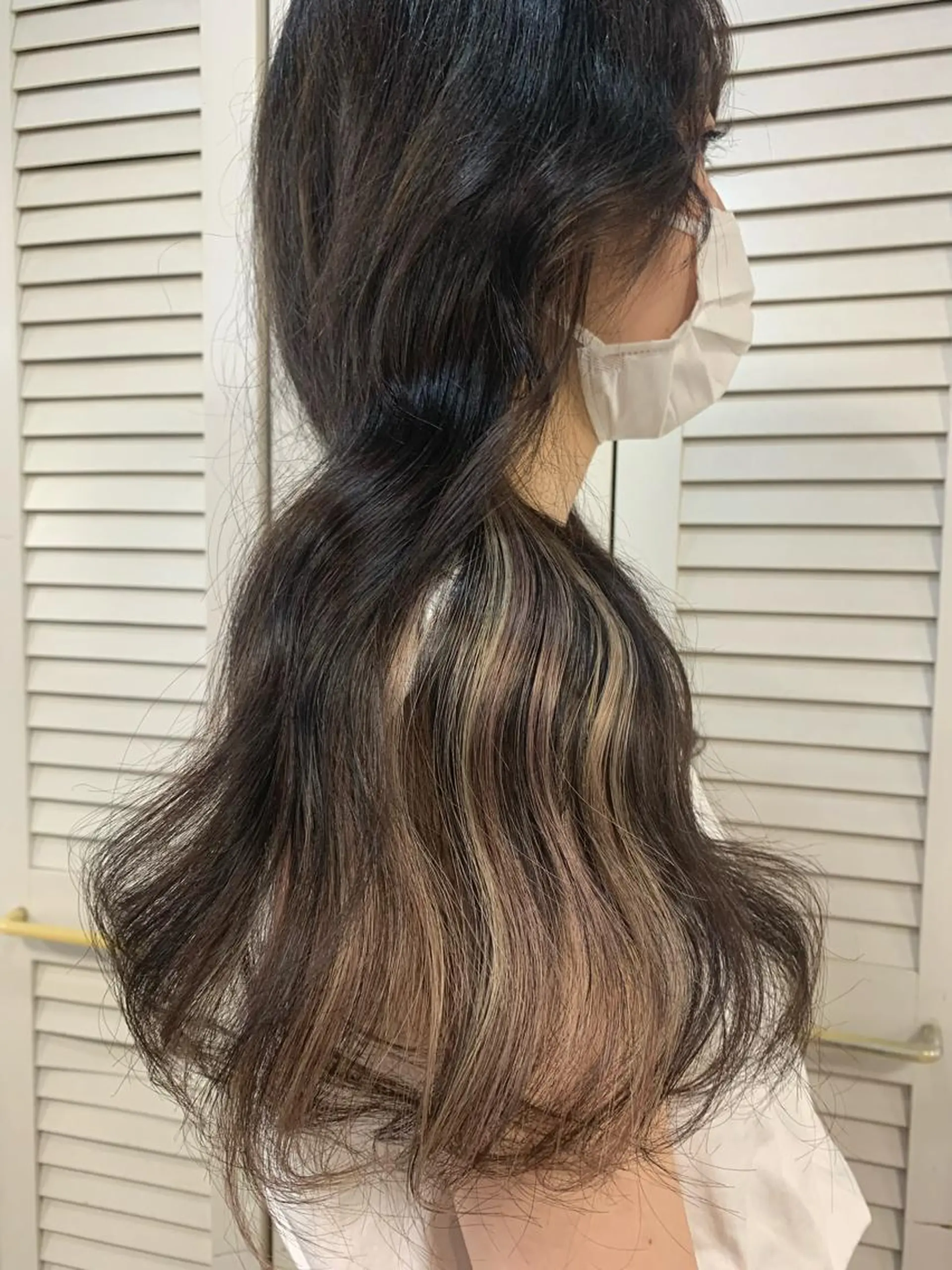 ロング カラー デザインカラー イヤリングカラー エクステ アンククロス青山店所属・ANKHCROSS りりあのヘアスタイル