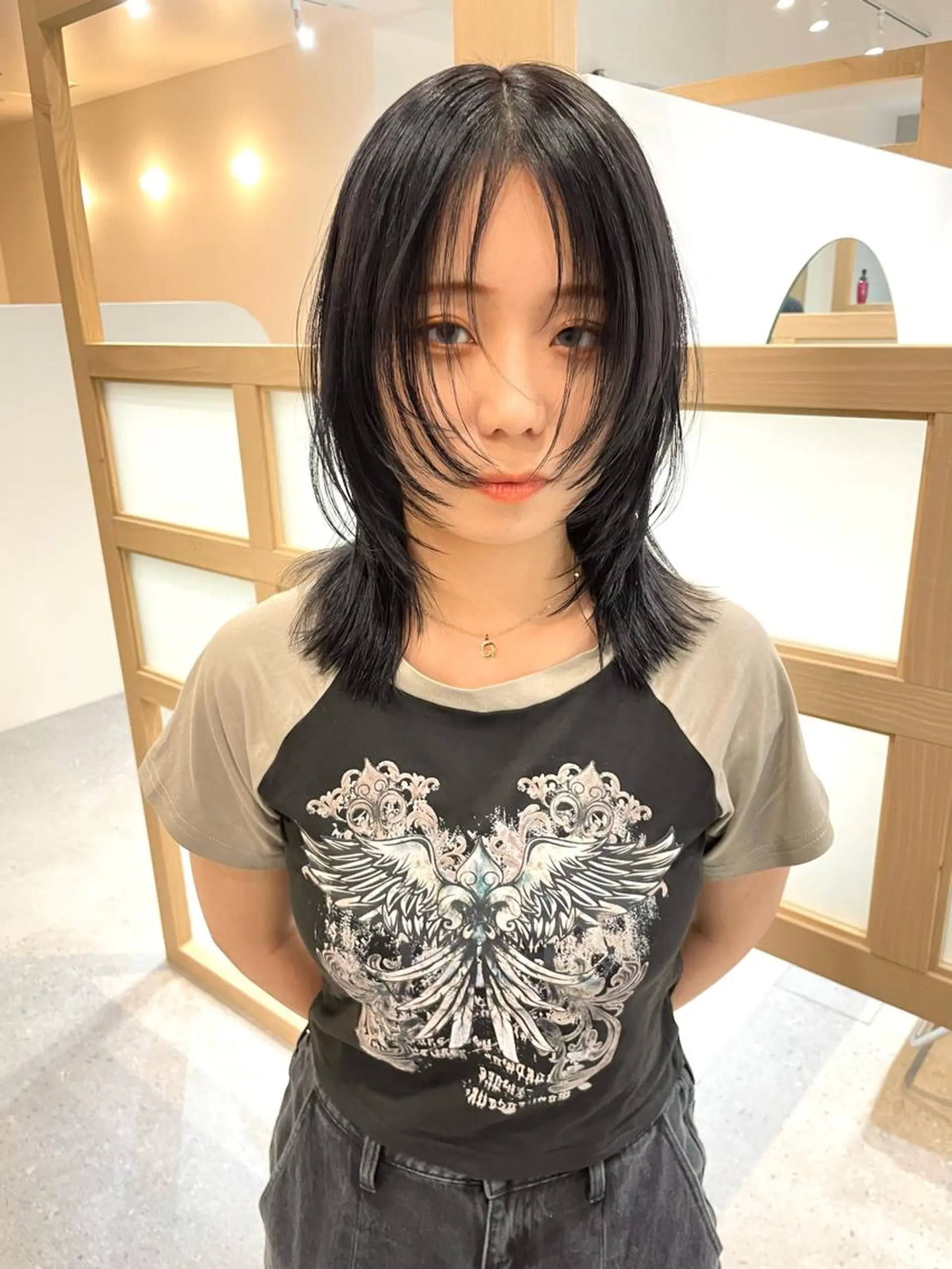 ミディアム 韓国/透明感 Veluaのヘアスタイル