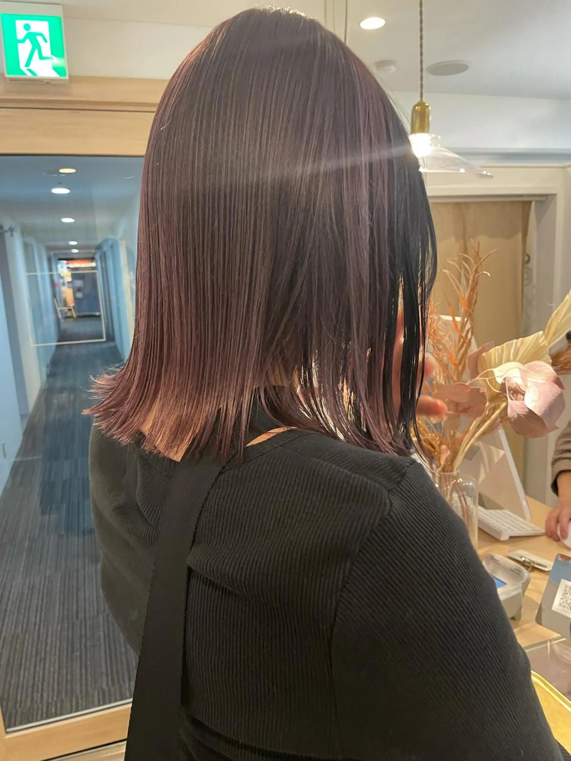 カラー 大迫 江梨のヘアスタイル