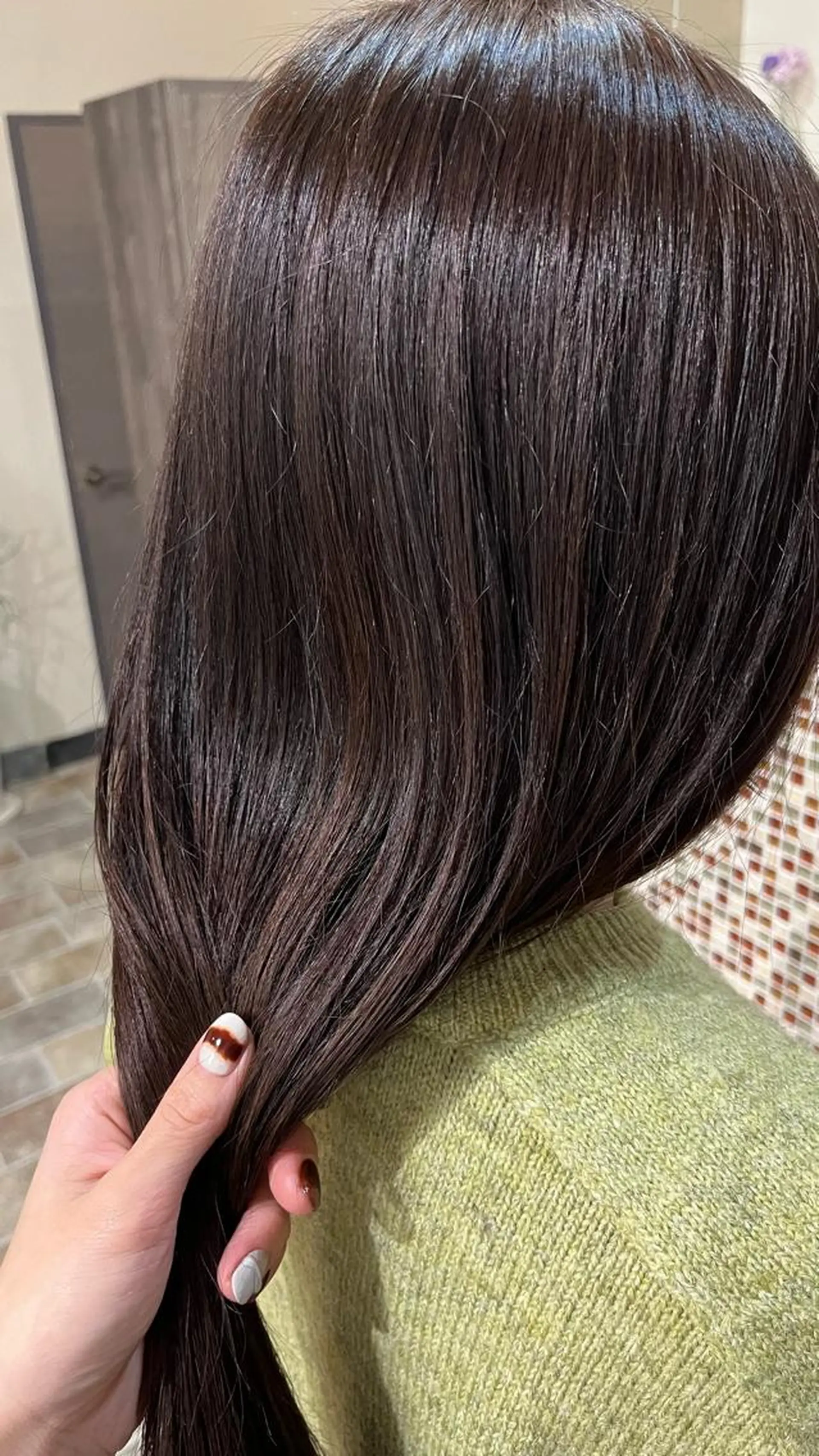 ロング カラー 中村 友香のヘアスタイル