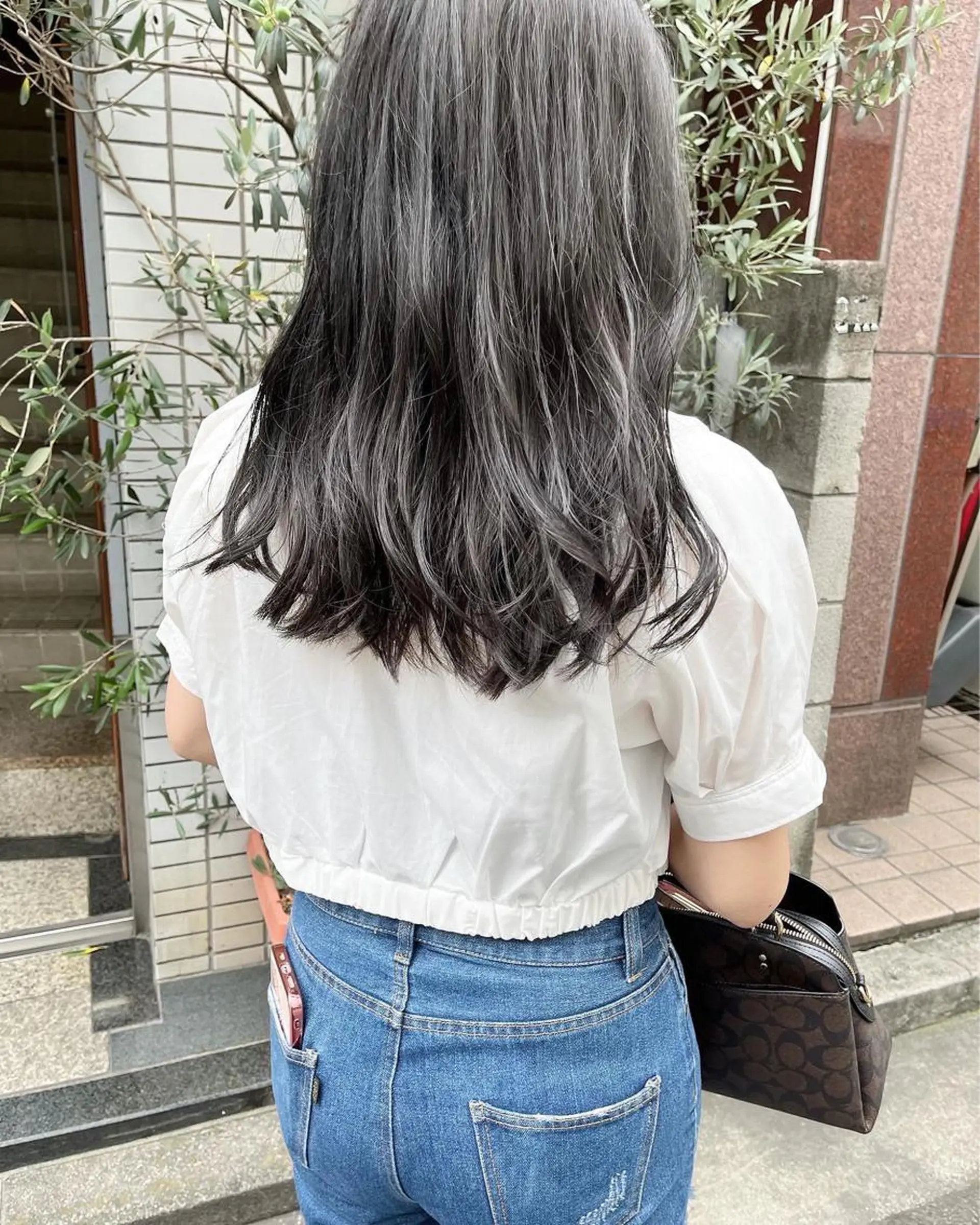 セミロング カラー ヘアアレンジ グレージュ カット ヘアカラー トリートメント ヘアセット 🌷ボブ/髪質改善 ストレートのヘアスタイル
