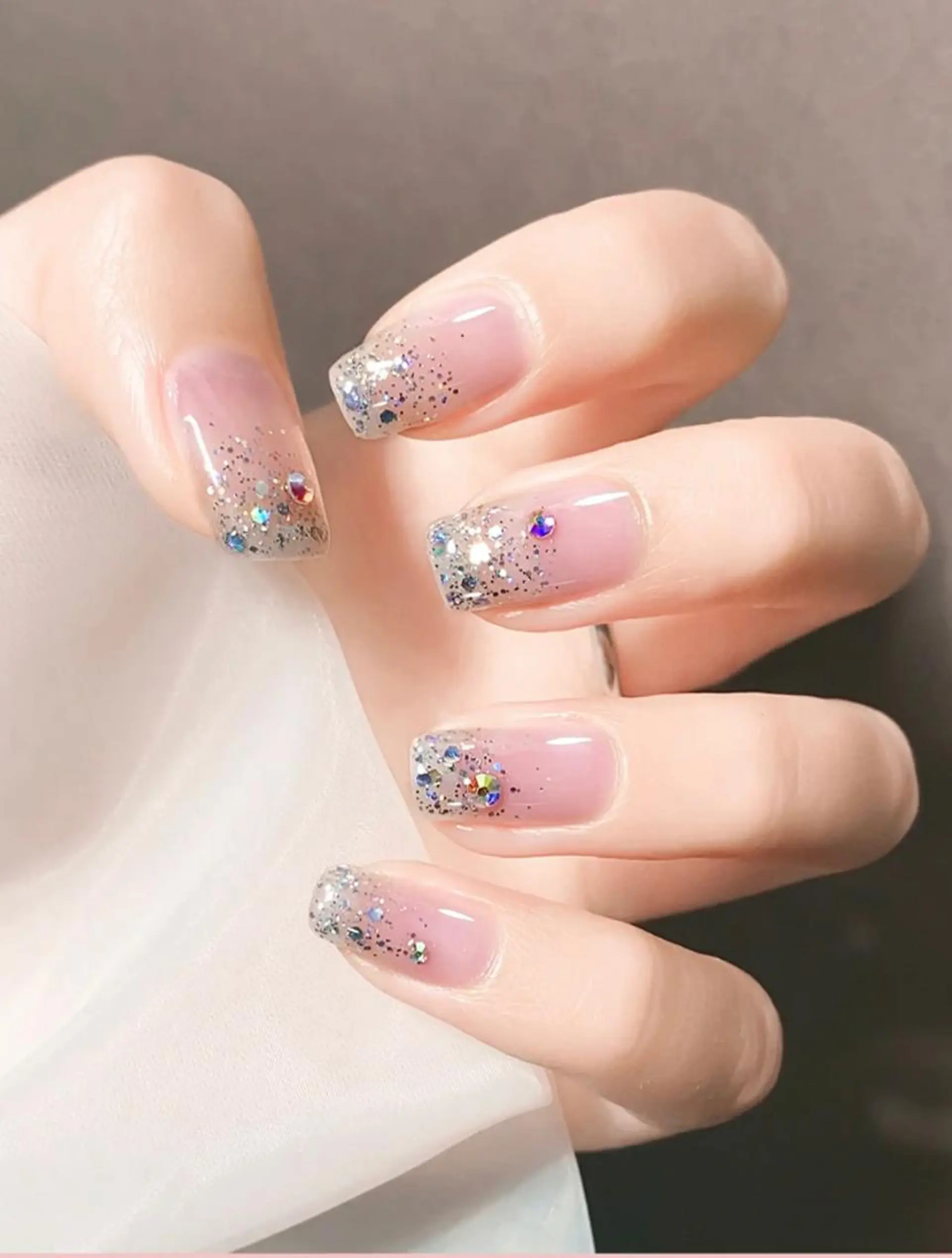 ネイル ゆず秋葉原 Vickyのネイルデザイン