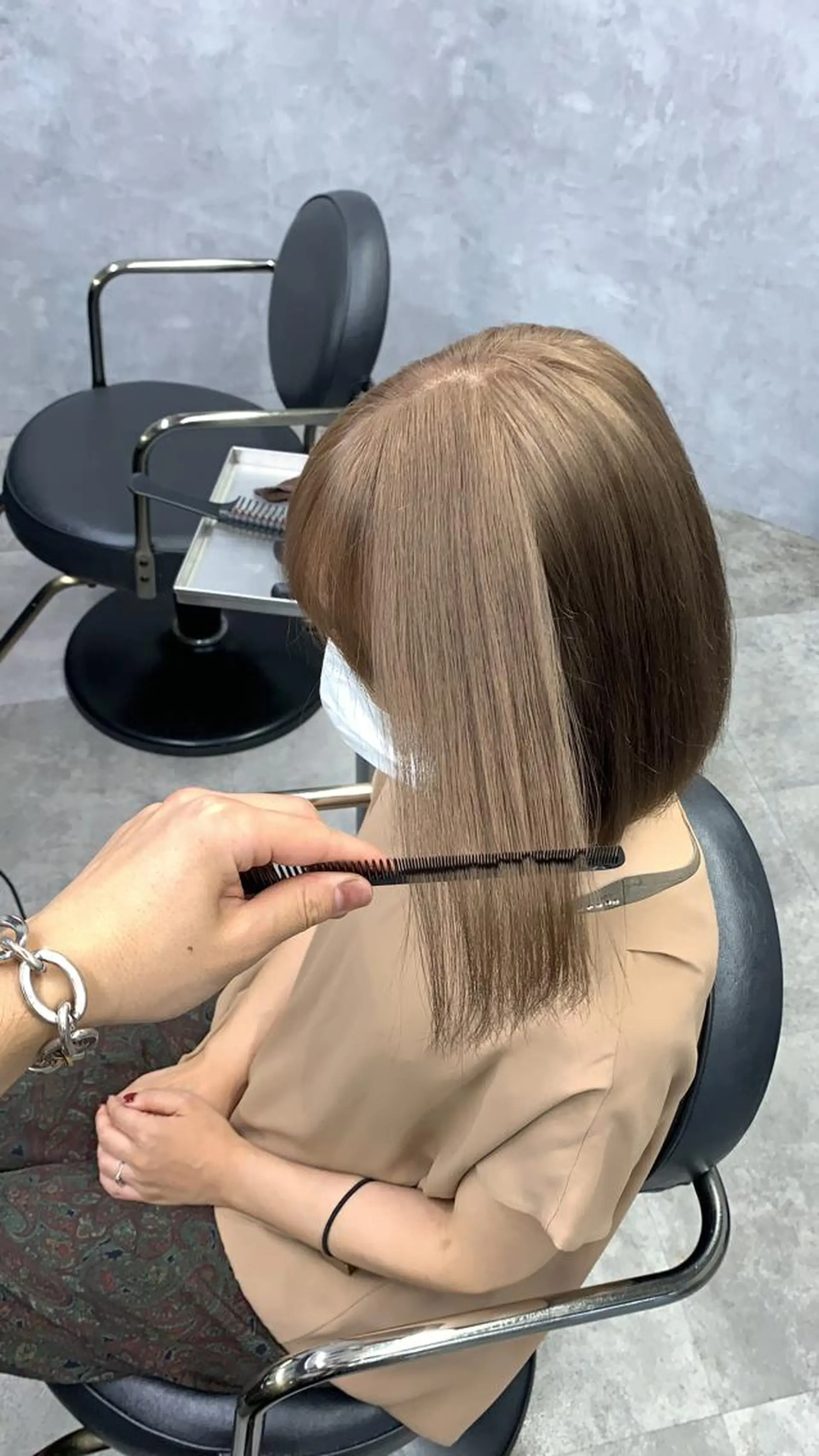 ショート L STUDIO心斎橋店所属・派手髪支持率No1 Eisukeのヘアスタイル