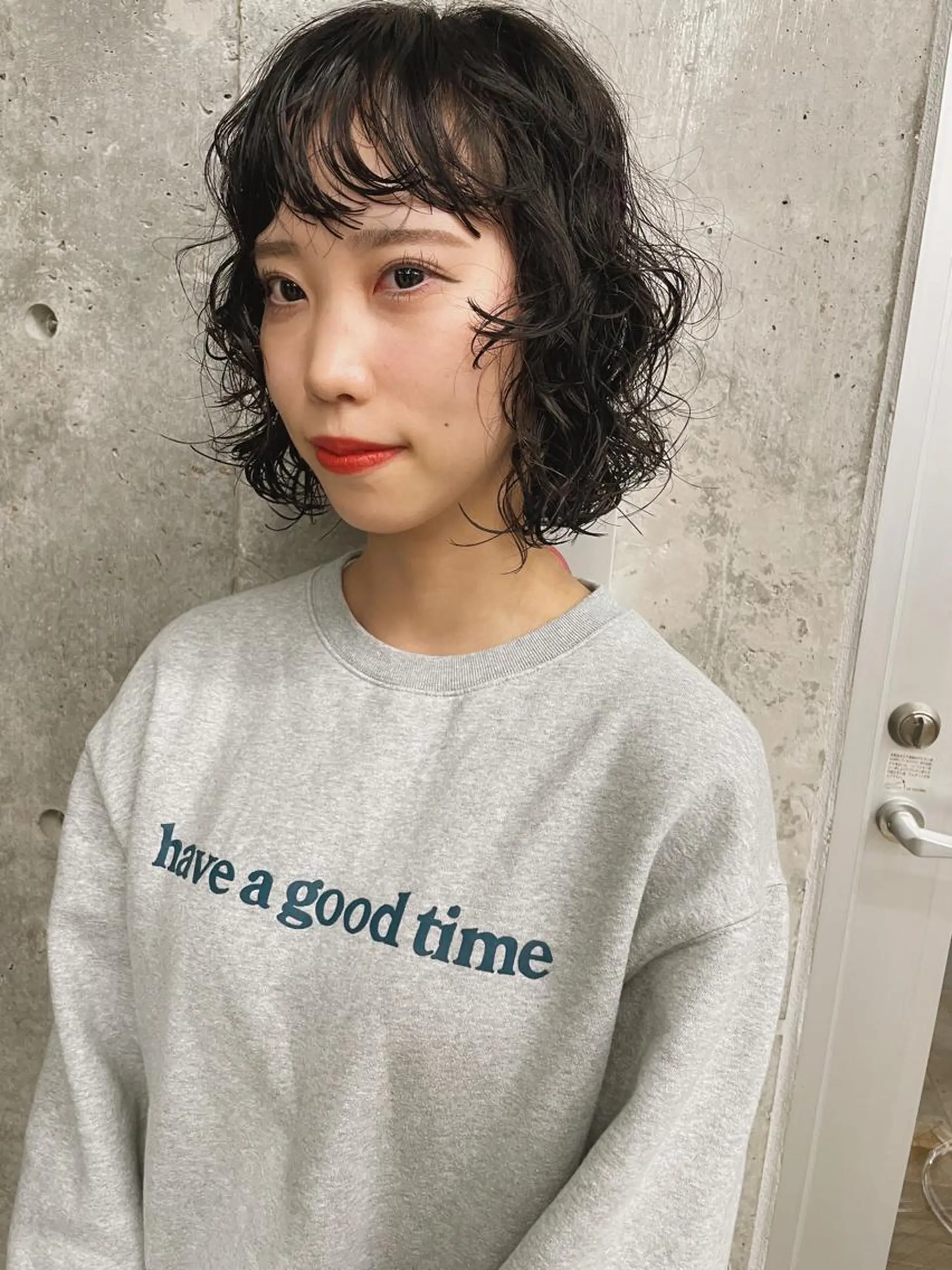 ミディアム パーマ ミディアムパーマ 似合わせカット カット パーマ トリートメント センスをお届けします 大谷将生INFPのヘアスタイル