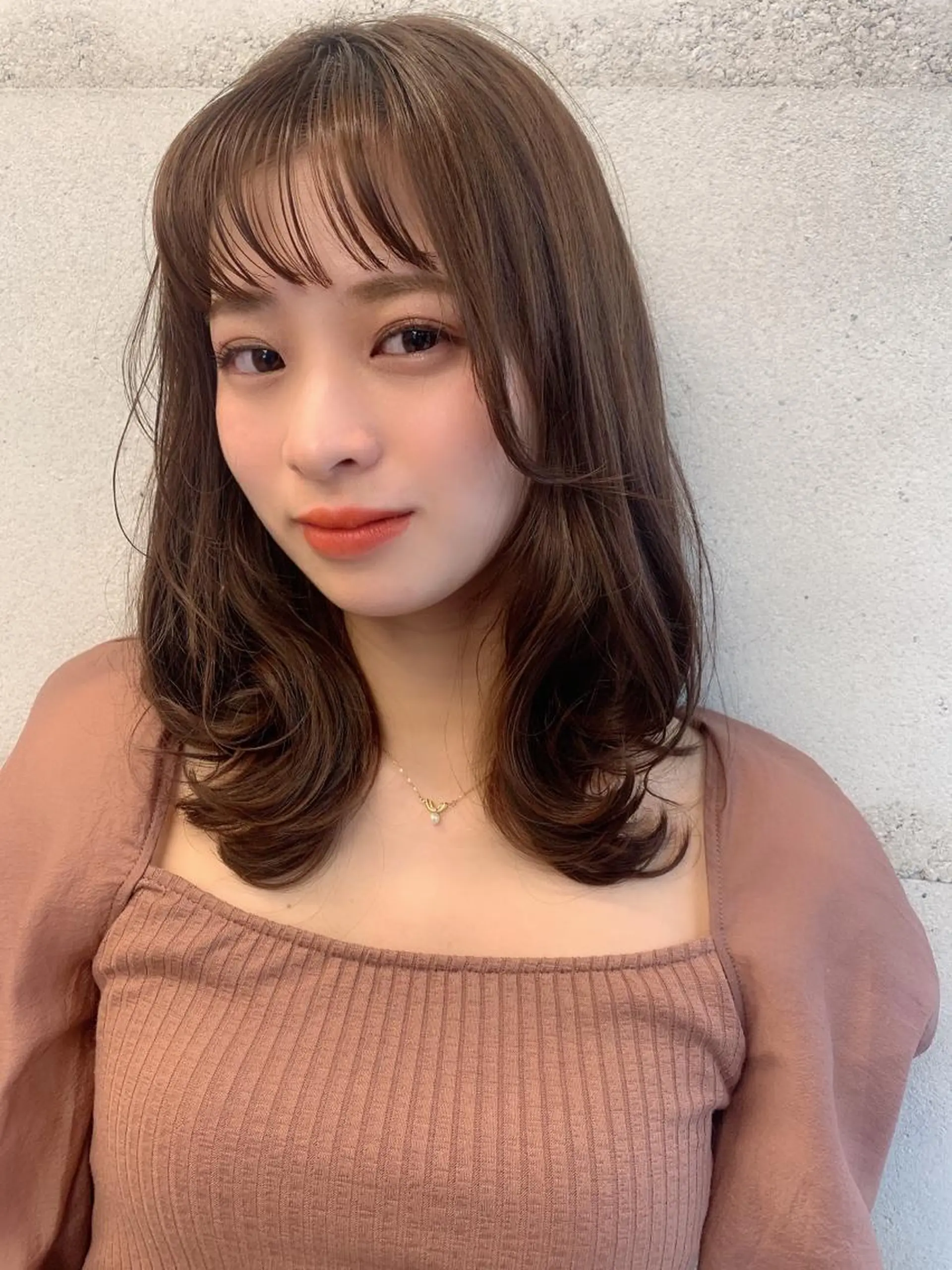 ミディアム カラー 透明感/オリーブ/ グレージュ/YUKAのヘアスタイル