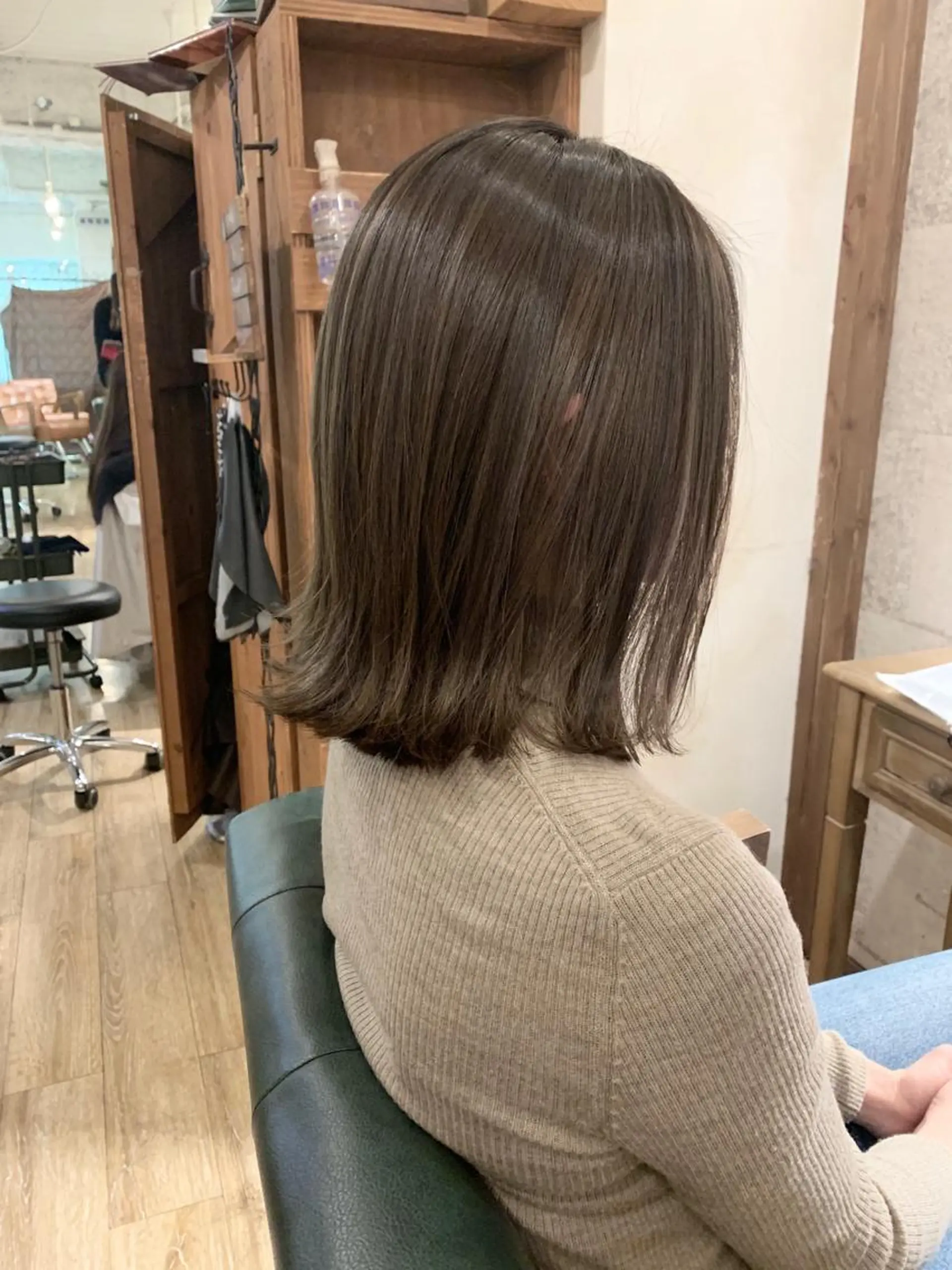 ミディアム カラー アッシュ ベージュカラー 透明感カラー ハイライトカラー ハイライト カット ヘアカラー トリートメント SALOWIN(サロウィン)広島並木通り所属・田村和範/似合わせ カラー/髪質改善のヘアスタイル