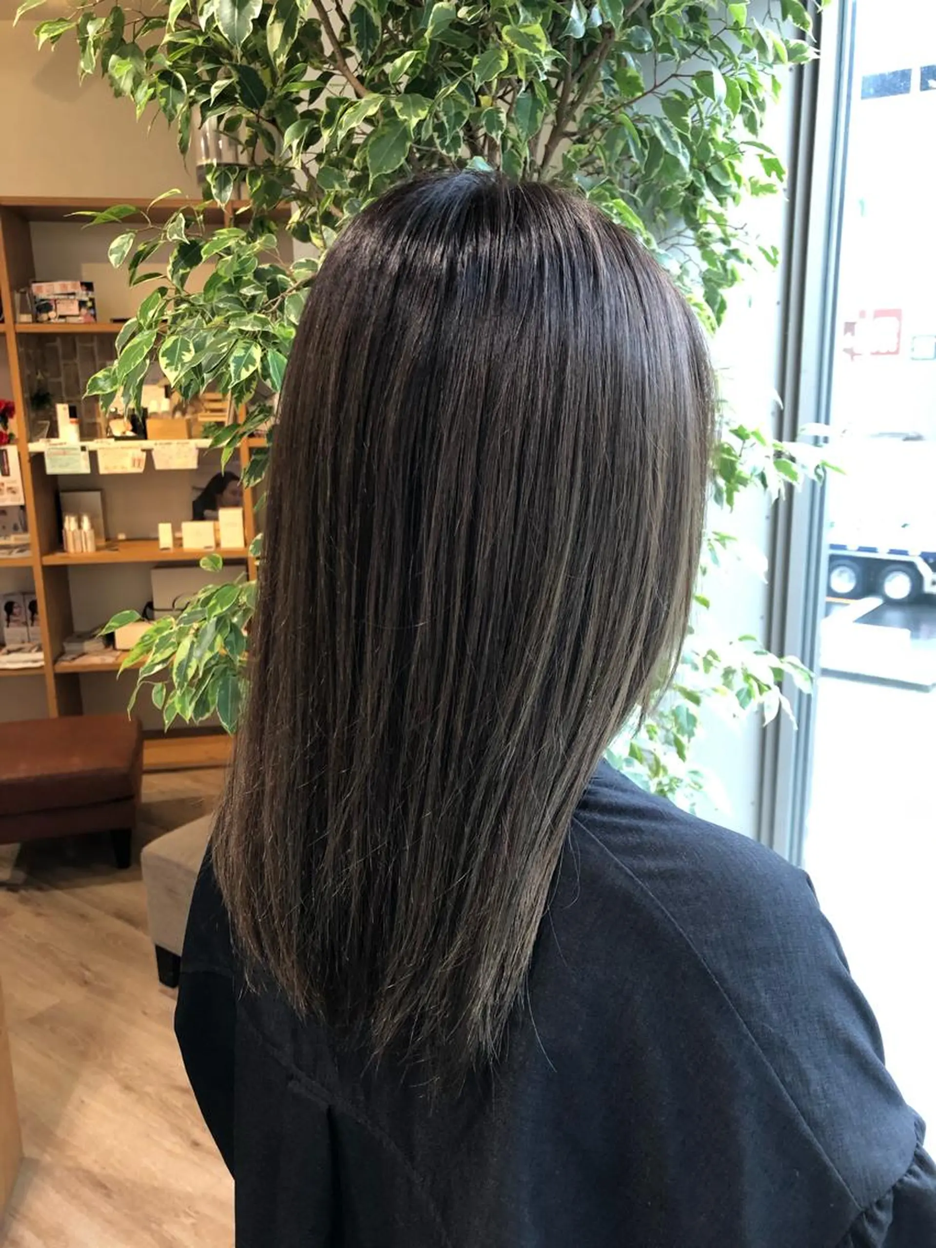 セミロング カラー 髪質改善/レイヤー 兼折楓馬のヘアスタイル