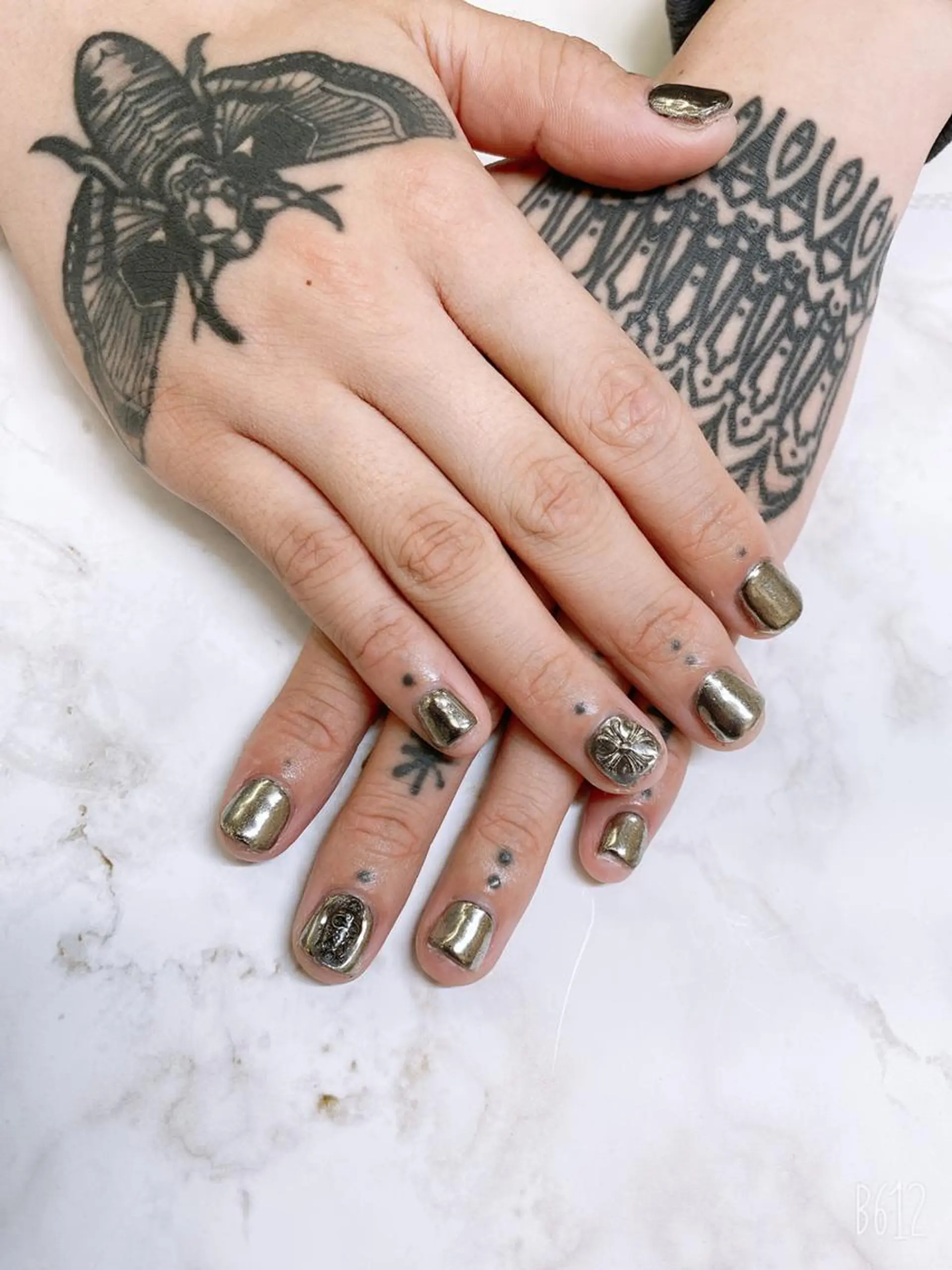 ネイル 🦋ネイルサロン ブラン🌈ゆりのネイルデザイン