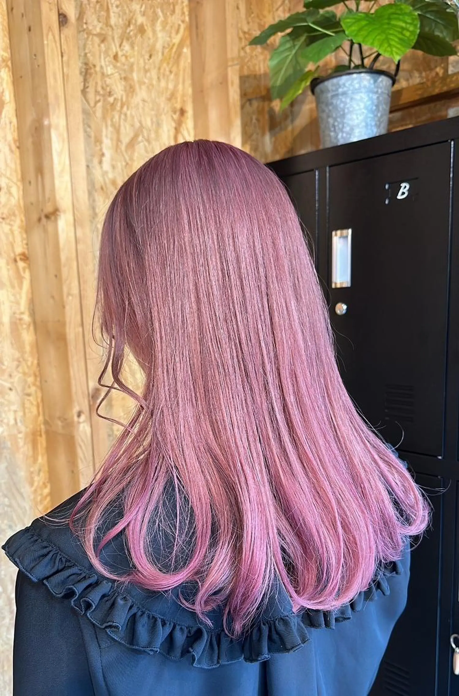 セミロング まろみ暖色× chia🕯のヘアスタイル