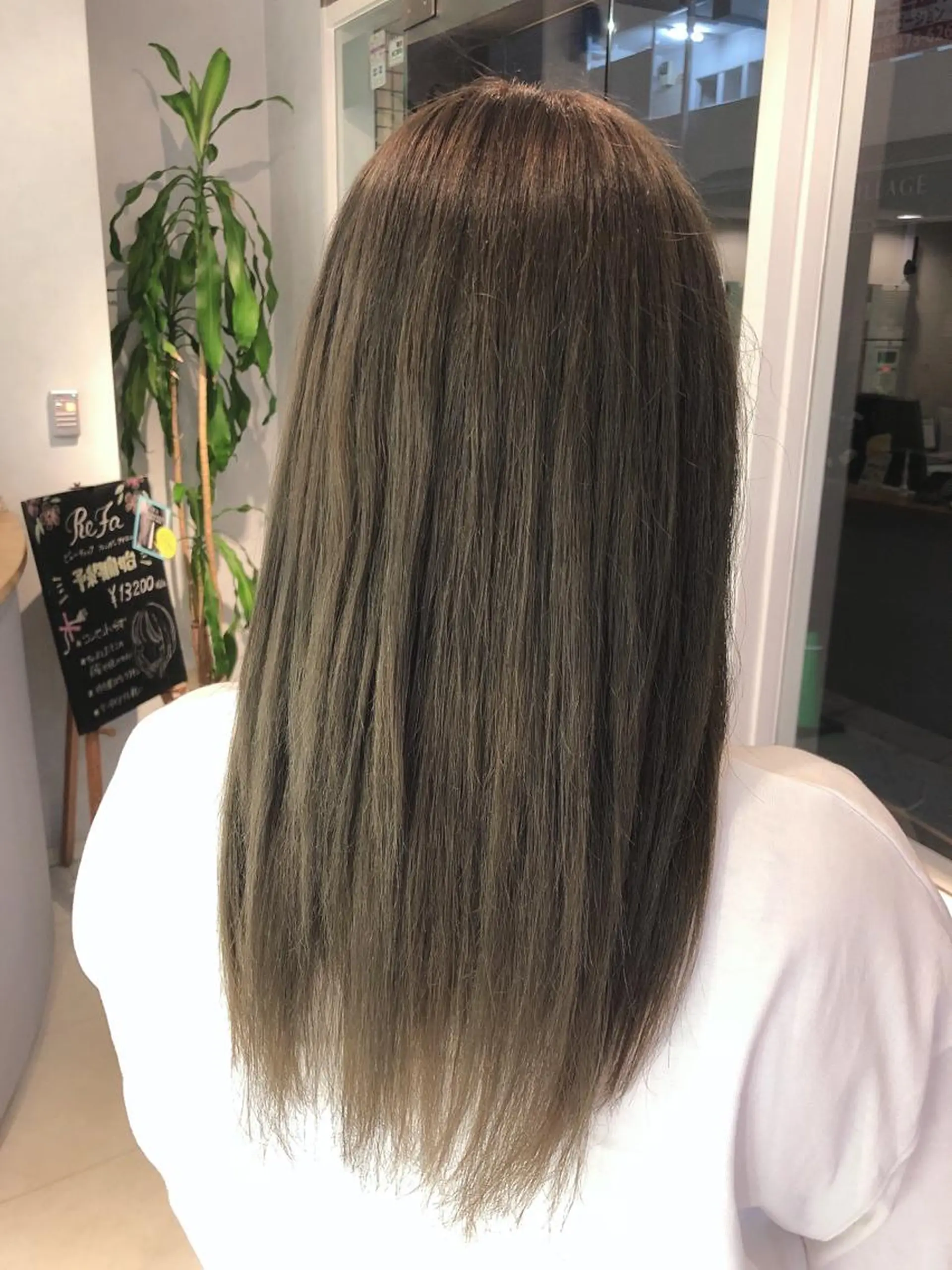 ロング 阿部 美咲のヘアスタイル