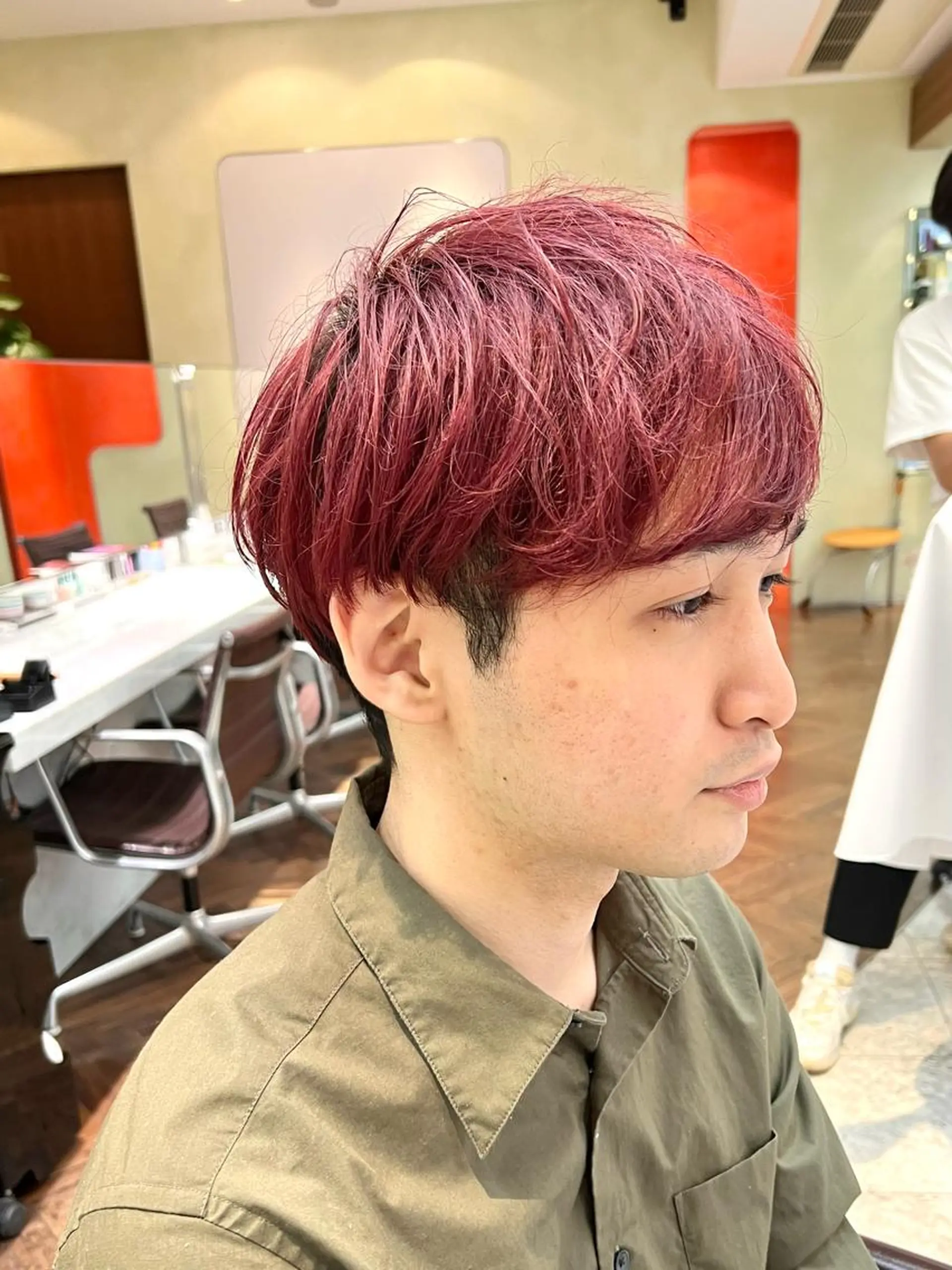 ショート カラー カット ヘアカラー tokute Takahashiのヘアスタイル