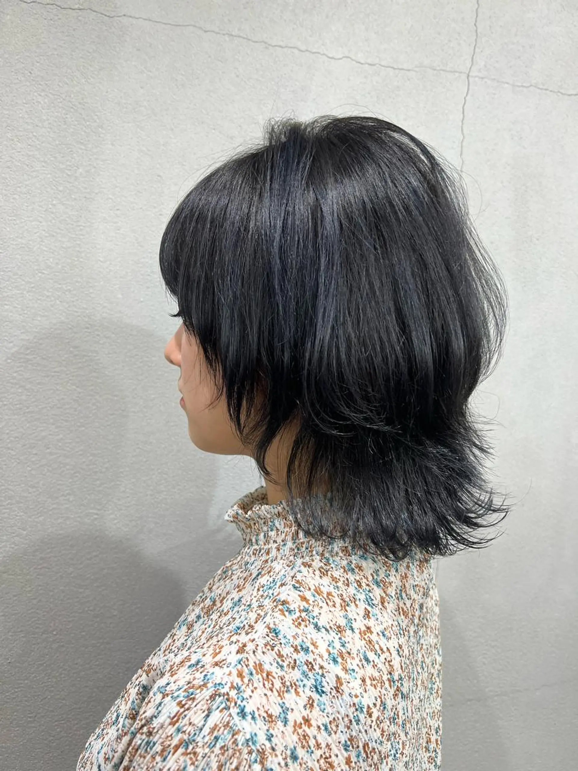 ミディアム 亀田 泰生のヘアスタイル