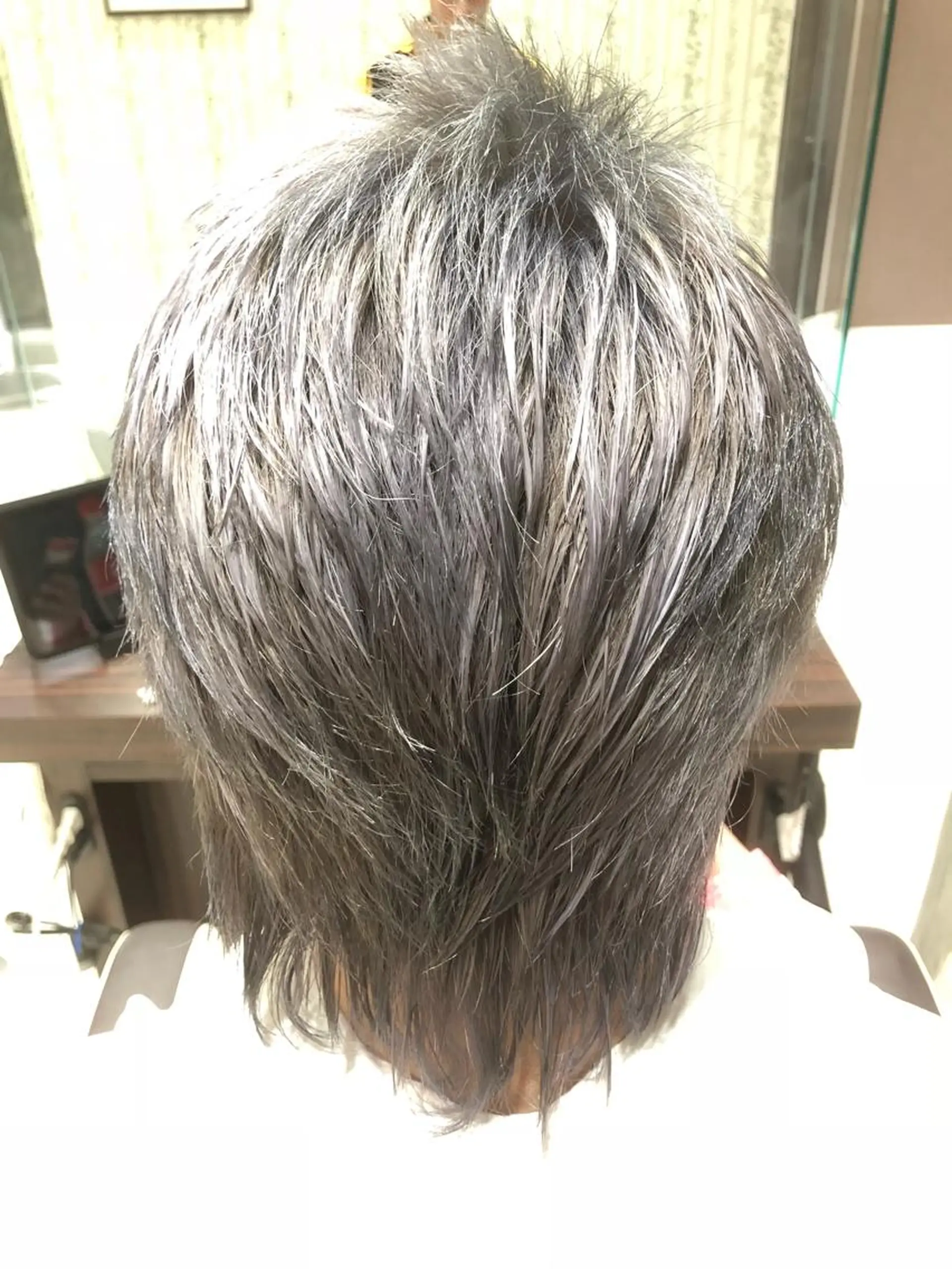 ショート カラー メンズ メンズブリーチ アッシュ ブリーチ ラベンダーカラー ラベンダーアッシュ アンドウ ユウ/ レイヤーカット/韓国のヘアスタイル