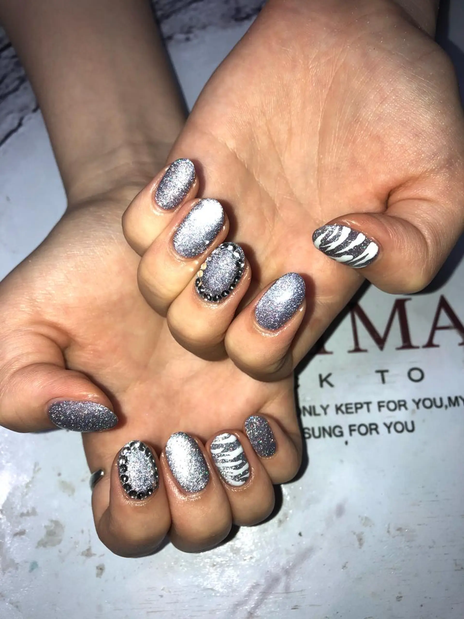 ネイル Guarendo錦糸町店所属・ガレンドウ 白澤 愛子のネイルデザイン