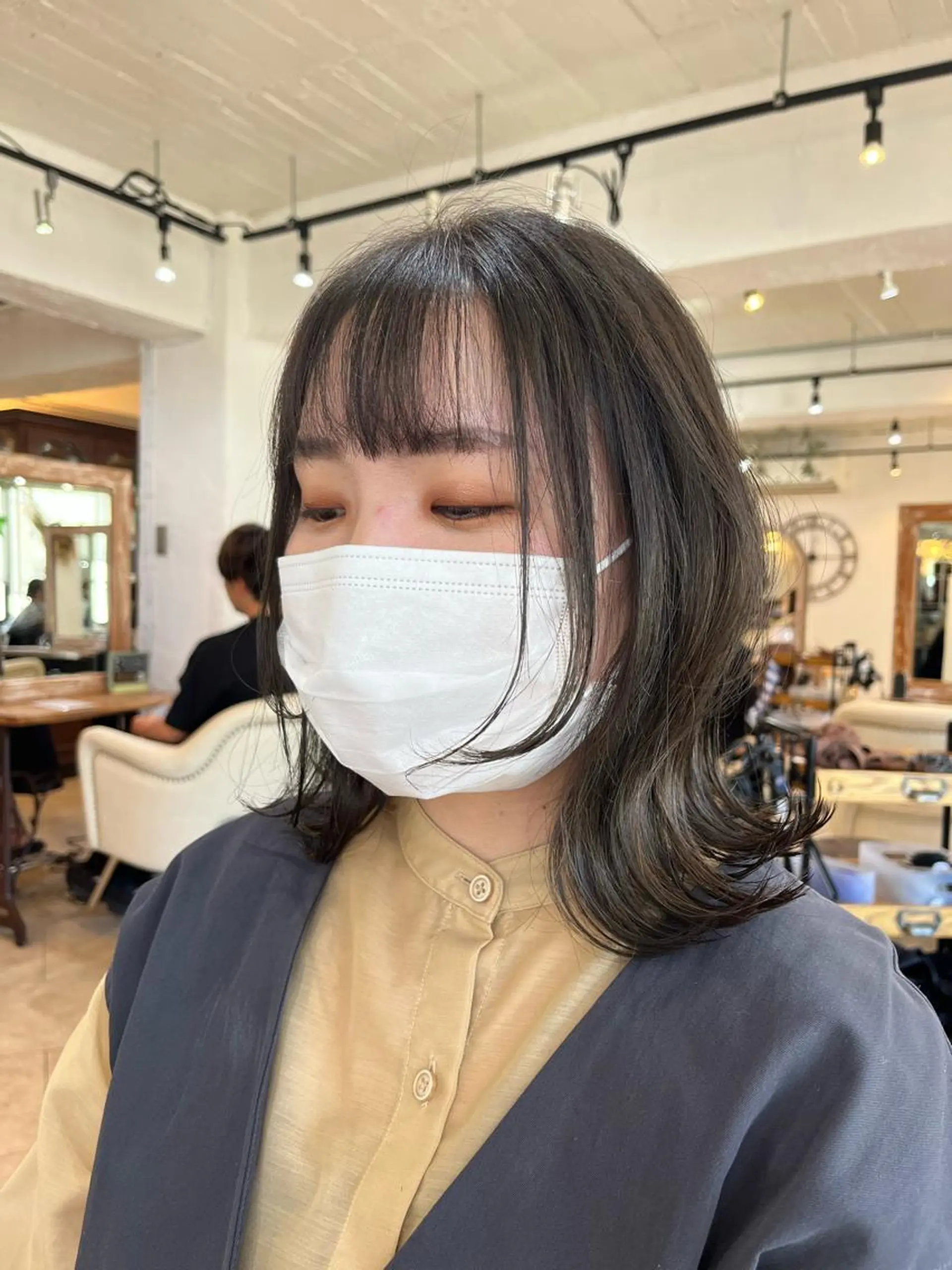 ミディアム 韓国風ヘア レイヤーカット カット ヘアカラー トリートメント 本場の韓国ヘア 🇰🇷チ・ヨンジュのヘアスタイル