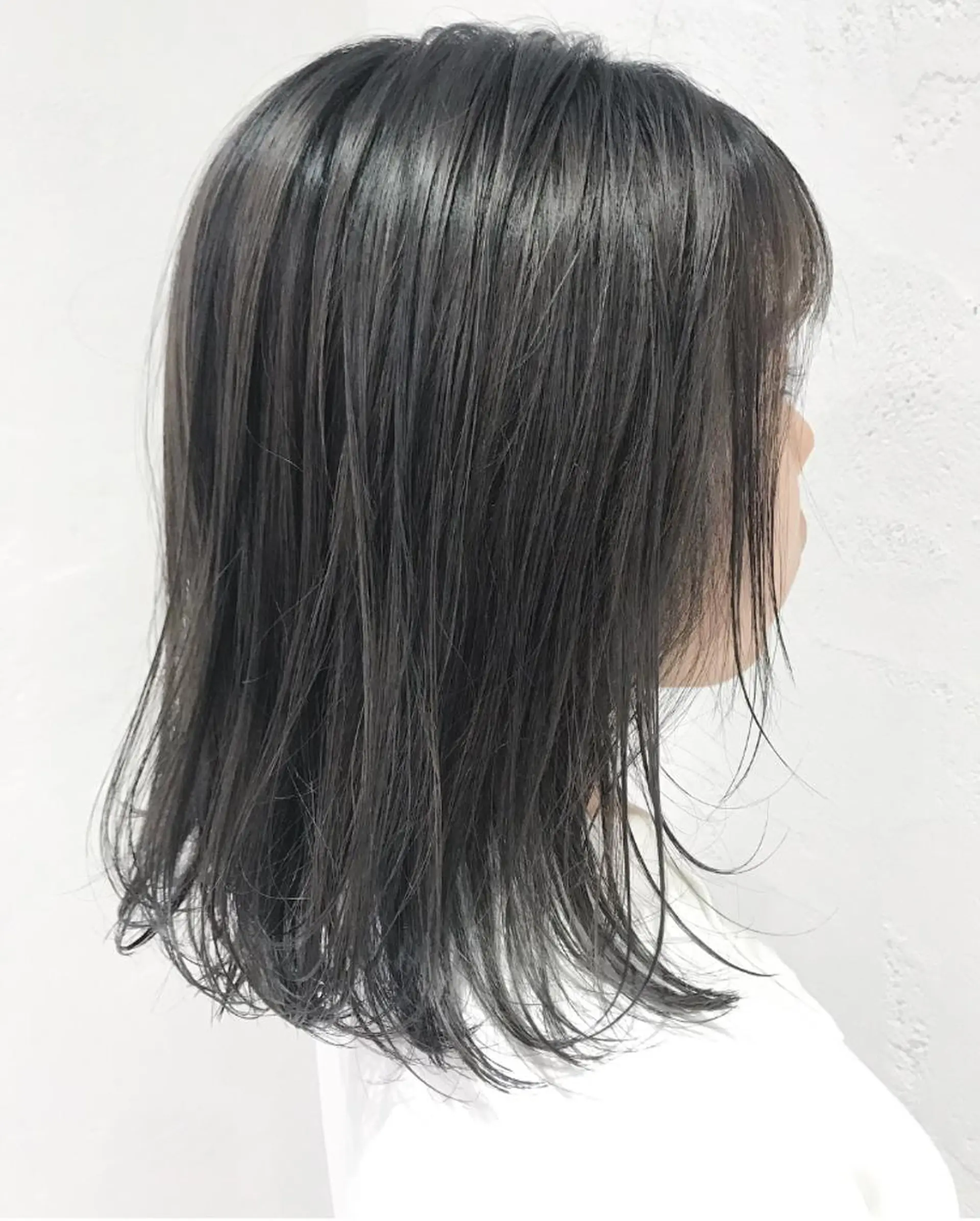 ミディアム カラー パーマ ヘアアレンジ ネイル マツエク・マツパ 透明感カラー グレージュ ヘアカラー トリートメント 韓国ヘア🇰🇷/ レイヤーカット✂︎のヘアスタイル