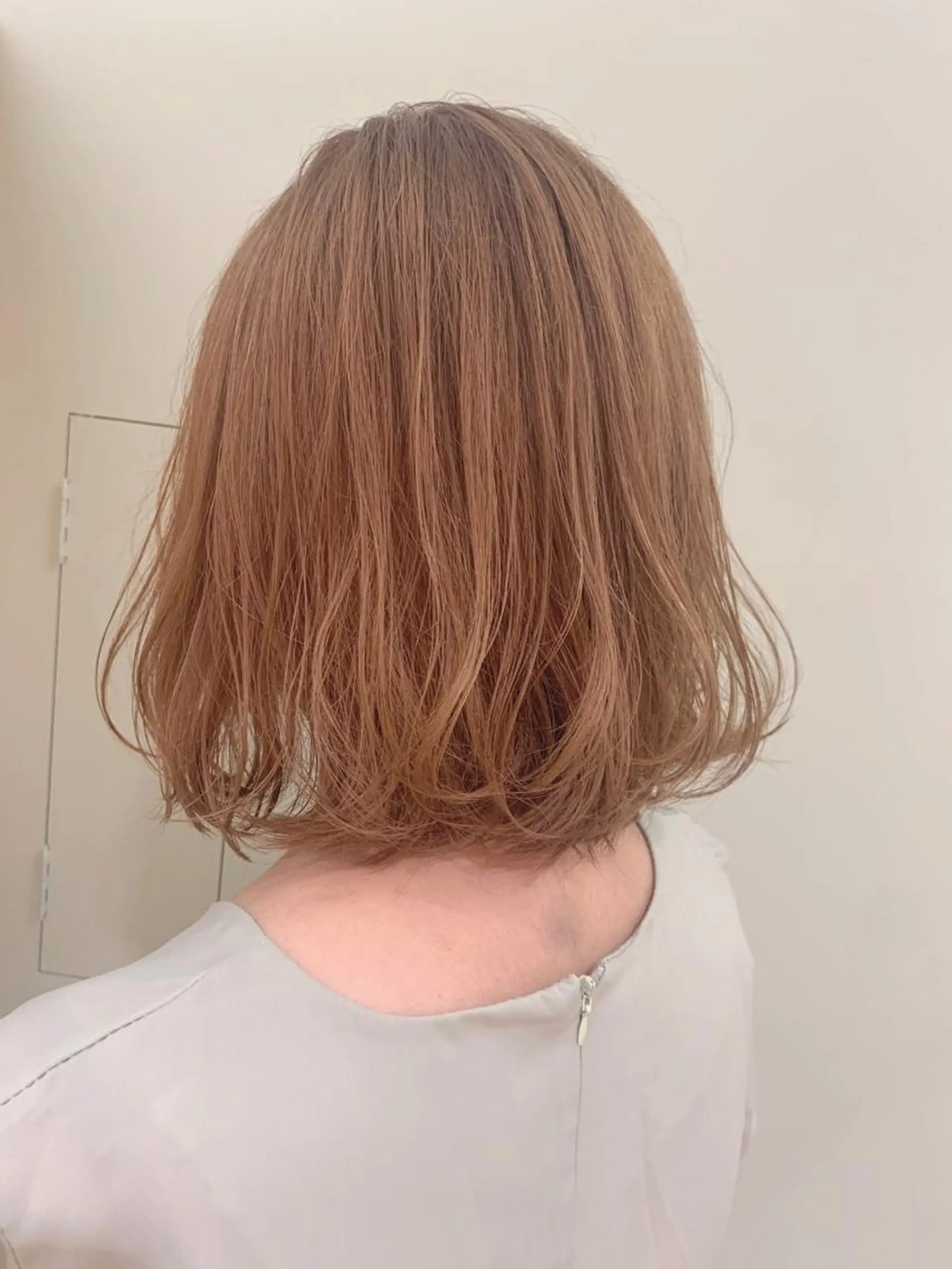 カラー 村松 萌のヘアスタイル