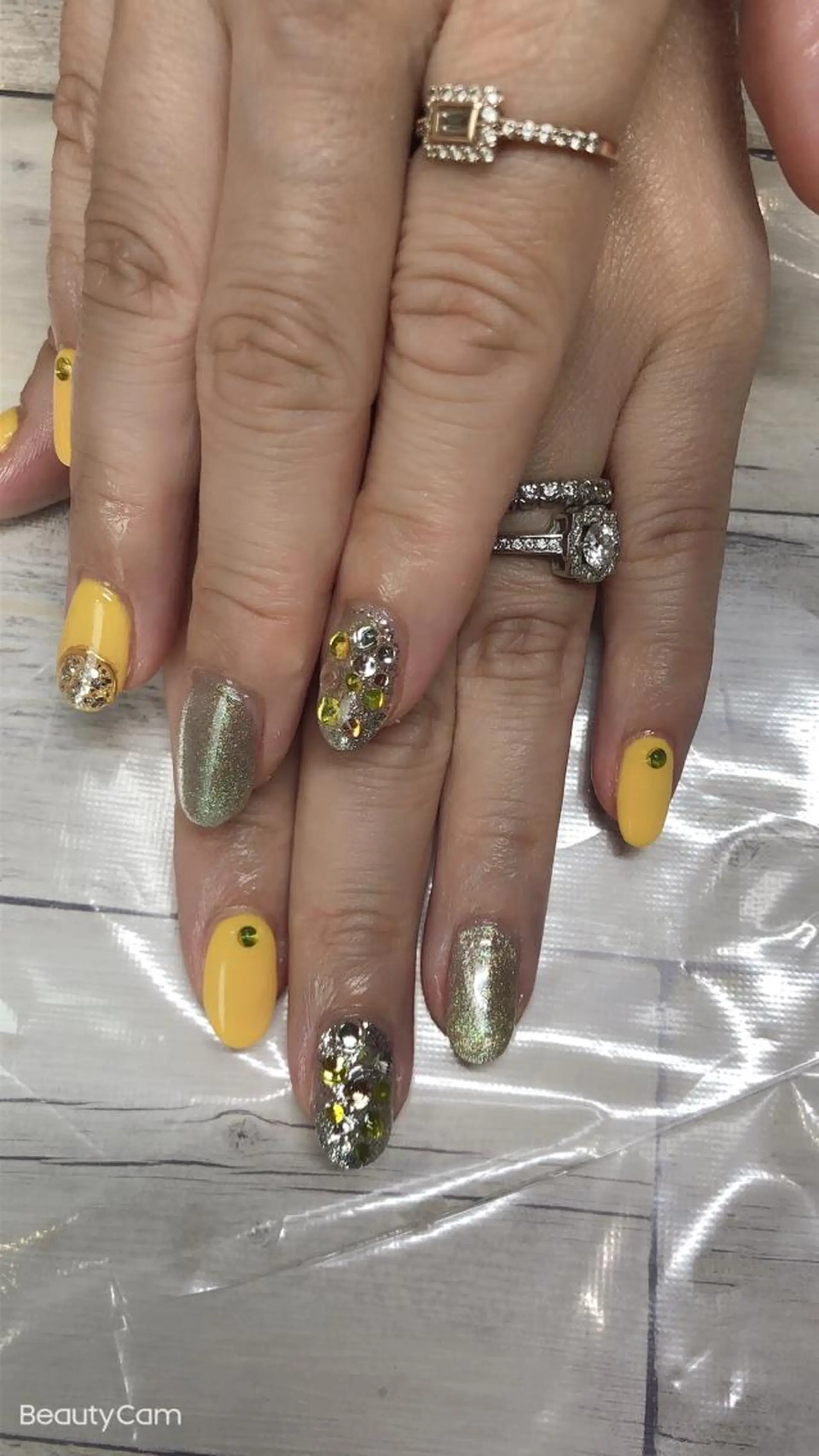 ネイル 💎Guarendo💎錦糸町店所属・✨アン ミユ✨のネイルデザイン