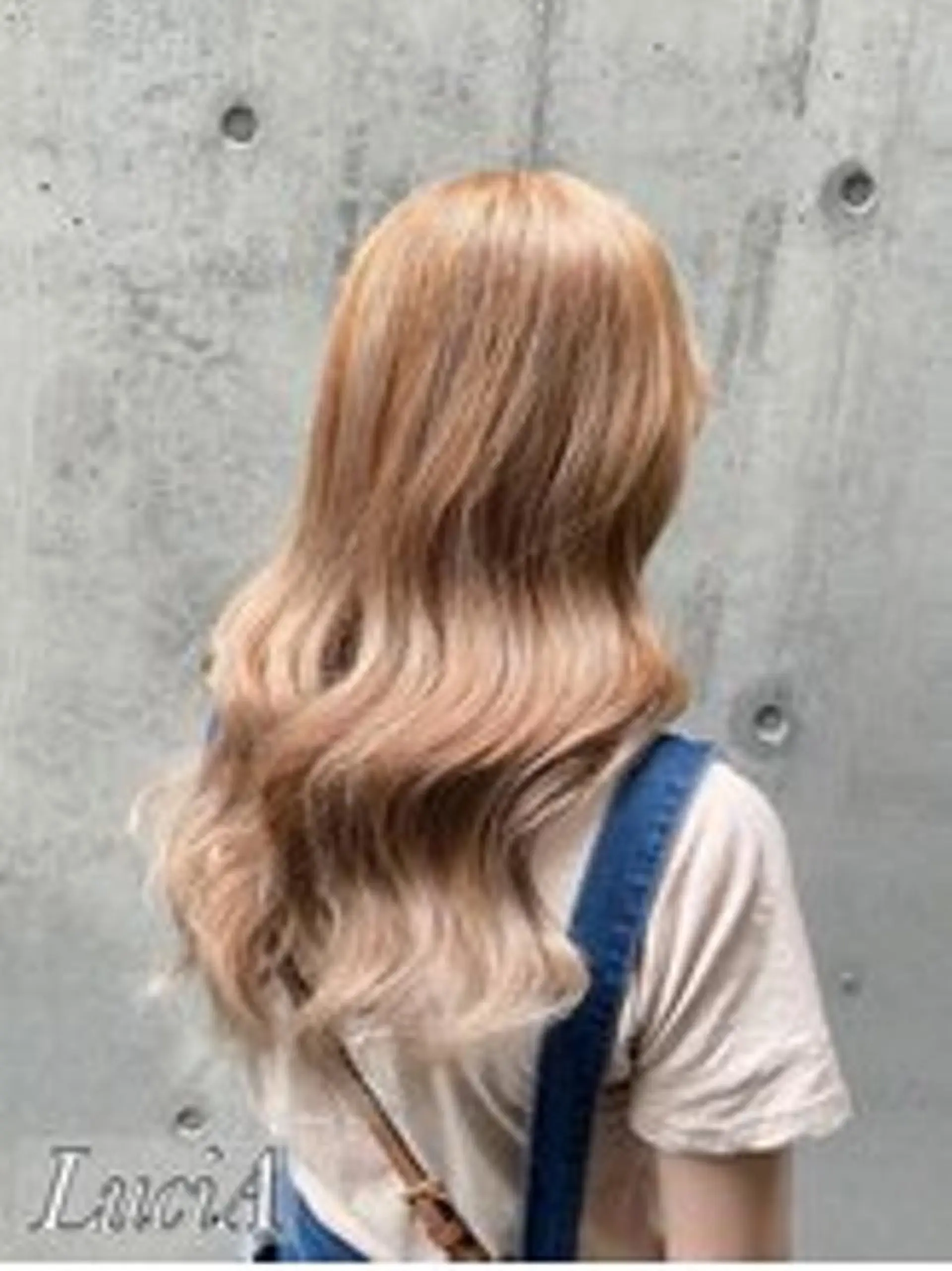 ロング カラー エクステ LuciA\5900のヘアスタイル