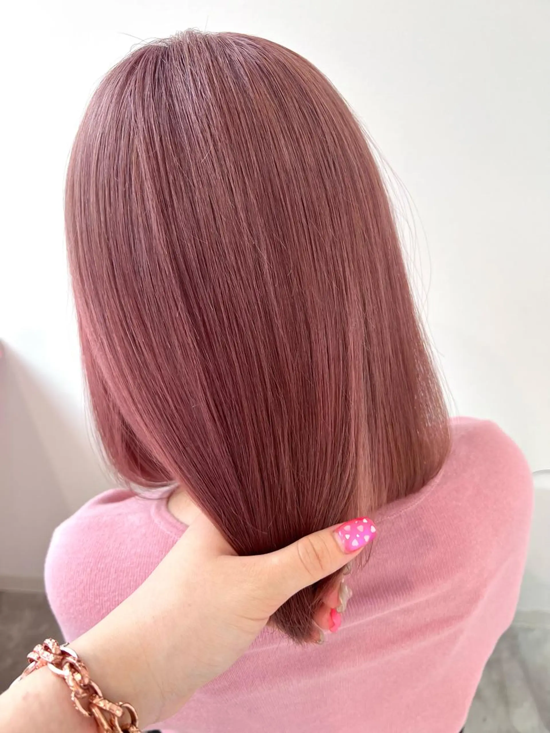 ミディアム カット ヘアカラー トリートメント ハイトーン♡ブリーチ ♡エクステ♡nanaのヘアスタイル