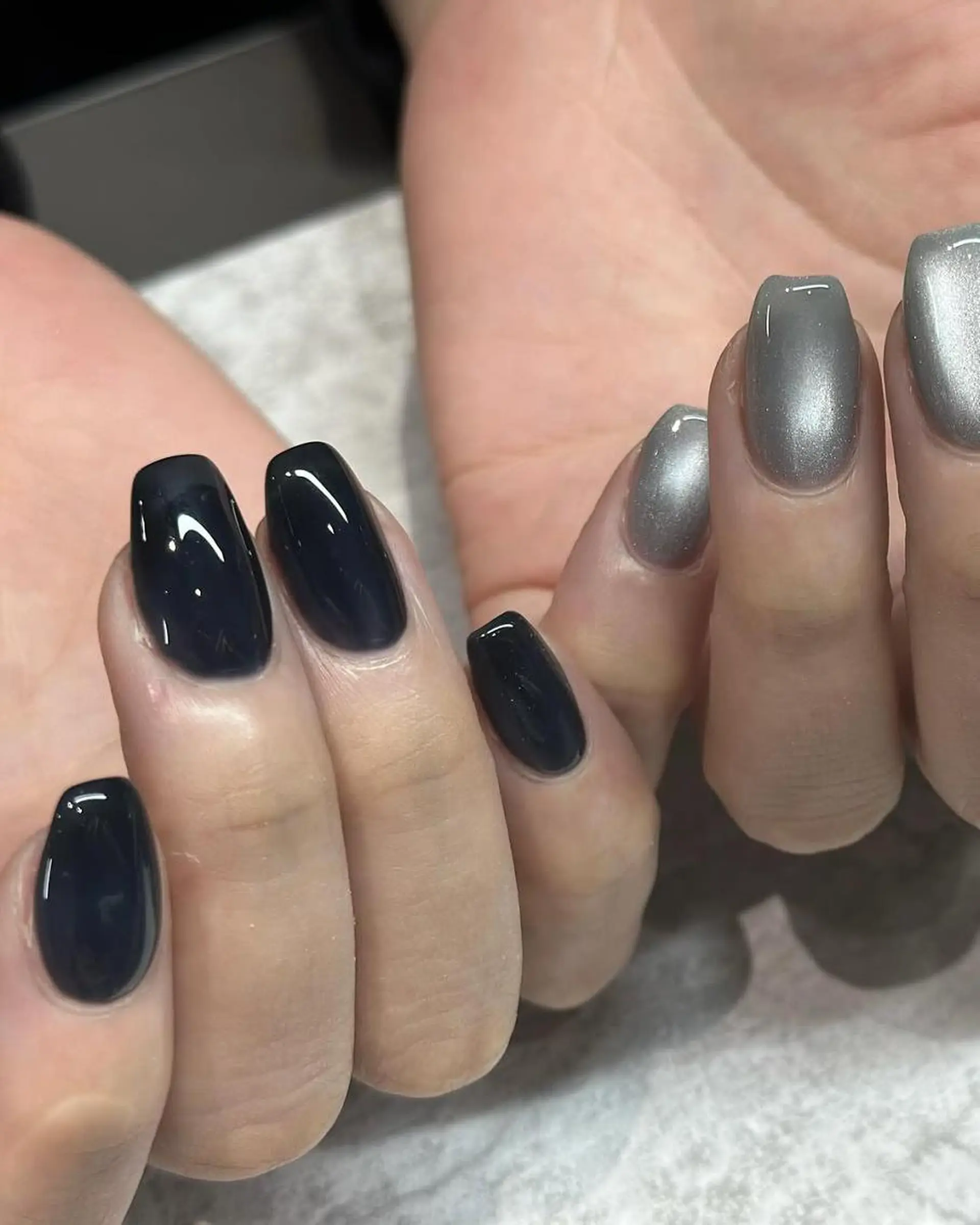 ネイル アートネイル フットネイル ジェルネイル ロングネイル マグネットネイル ハンドネイル DL•BEAUTY / AKANEのネイルデザイン