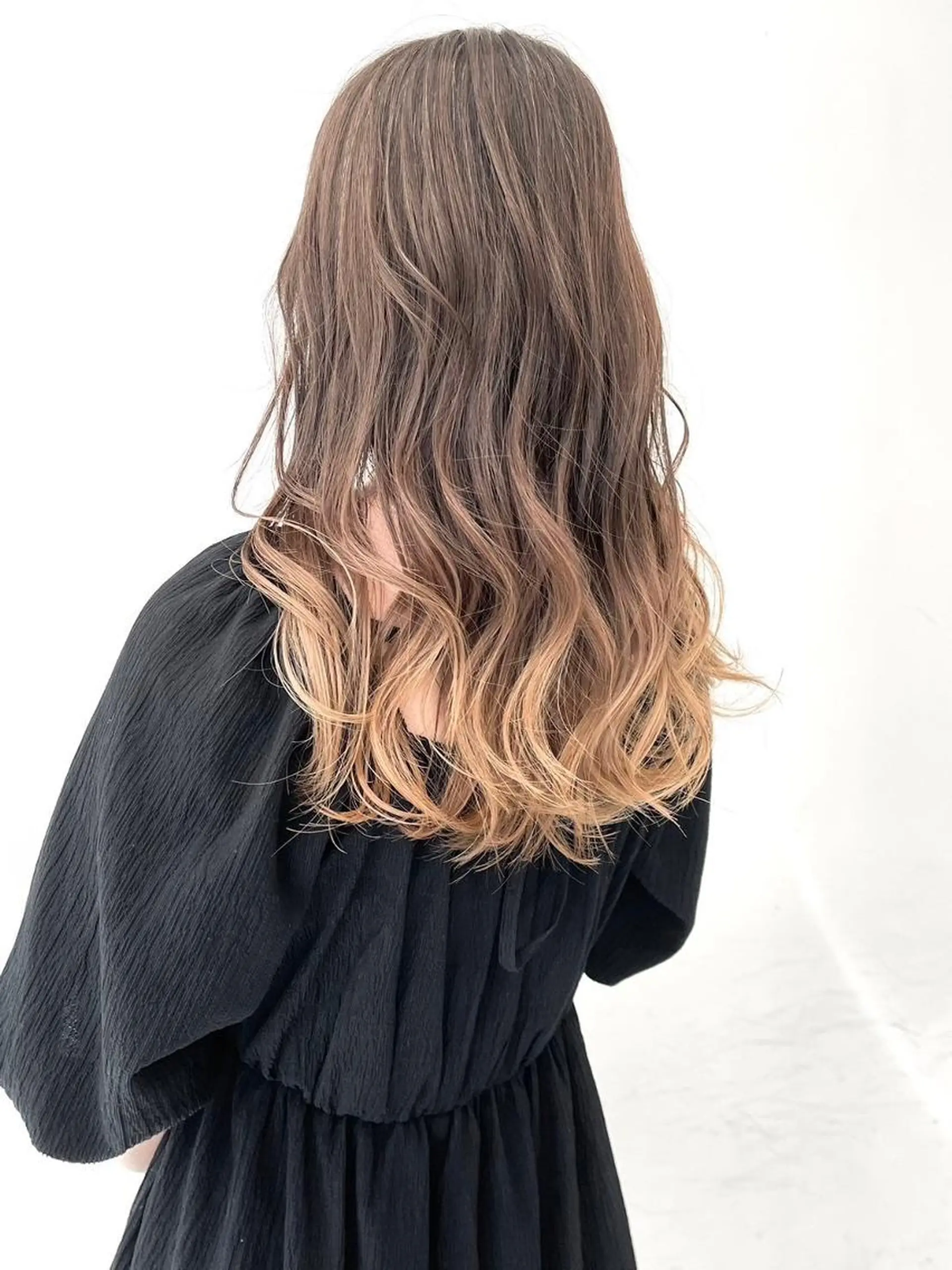 ロング ボブ ハイライト 髪質改善 韓国風ヘア レイヤーカット 【公式】amble luxe 中野のヘアスタイル