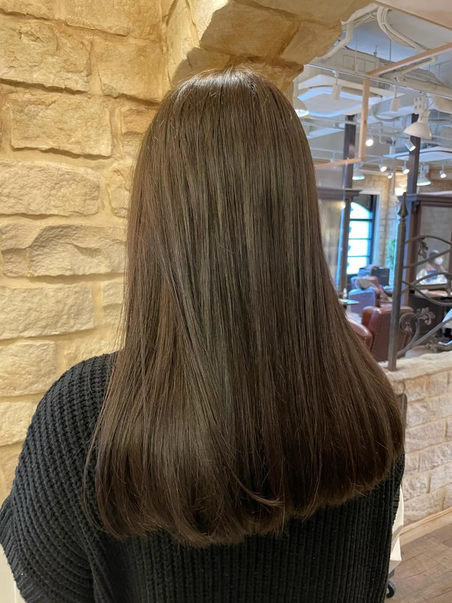 ロング カラー カット ヘアカラー トリートメント 星野 茉由のヘアスタイル