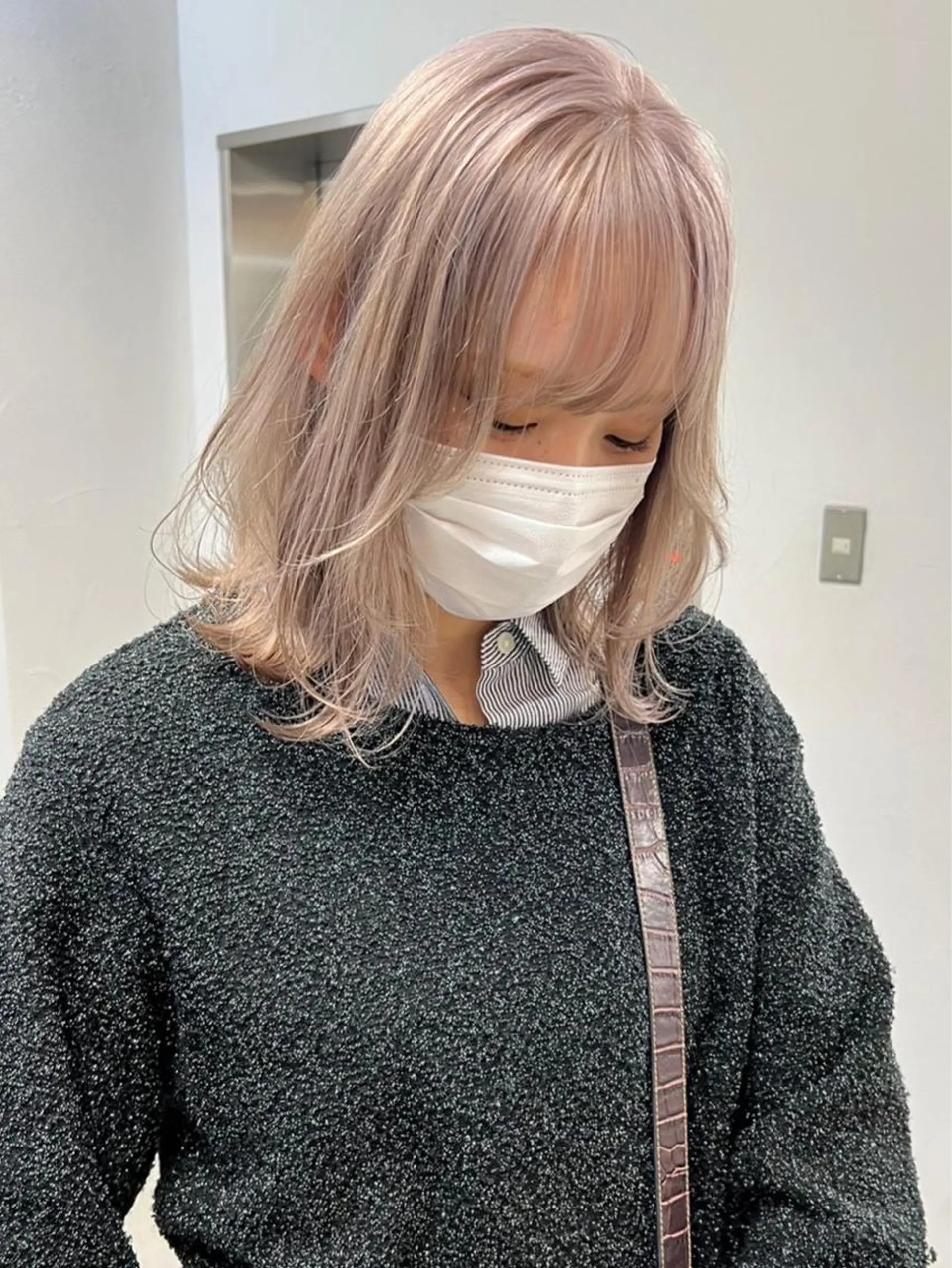 ミディアム カラー ブロンド カット ヘアカラー トリートメント 🧸艶々韓国ヘア 🧁mizunaのヘアスタイル
