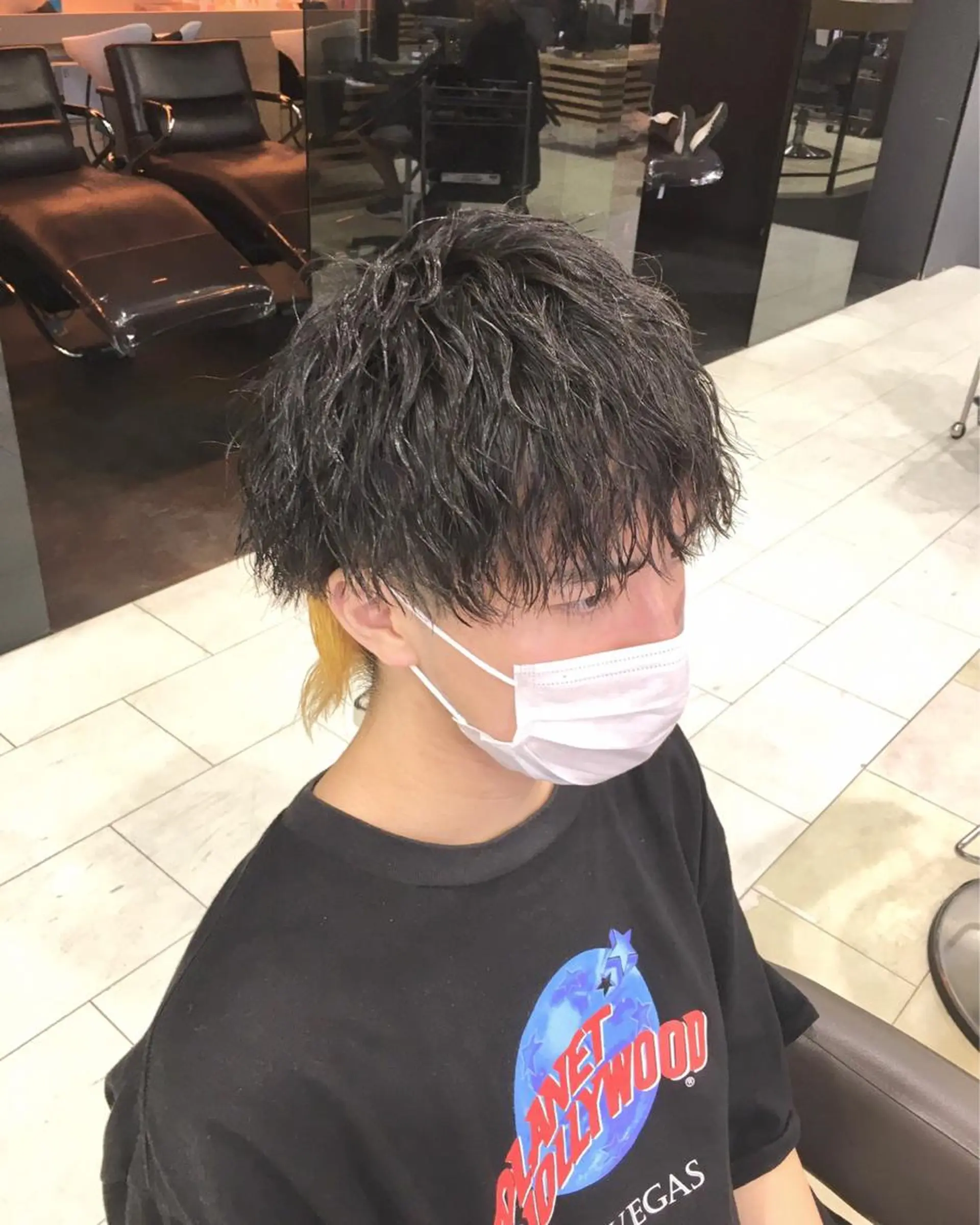 ショート パーマ メンズ ｳﾙﾌ/ｾﾝﾀ- ﾊﾟｰﾄ【ﾅﾅﾐ】のヘアスタイル