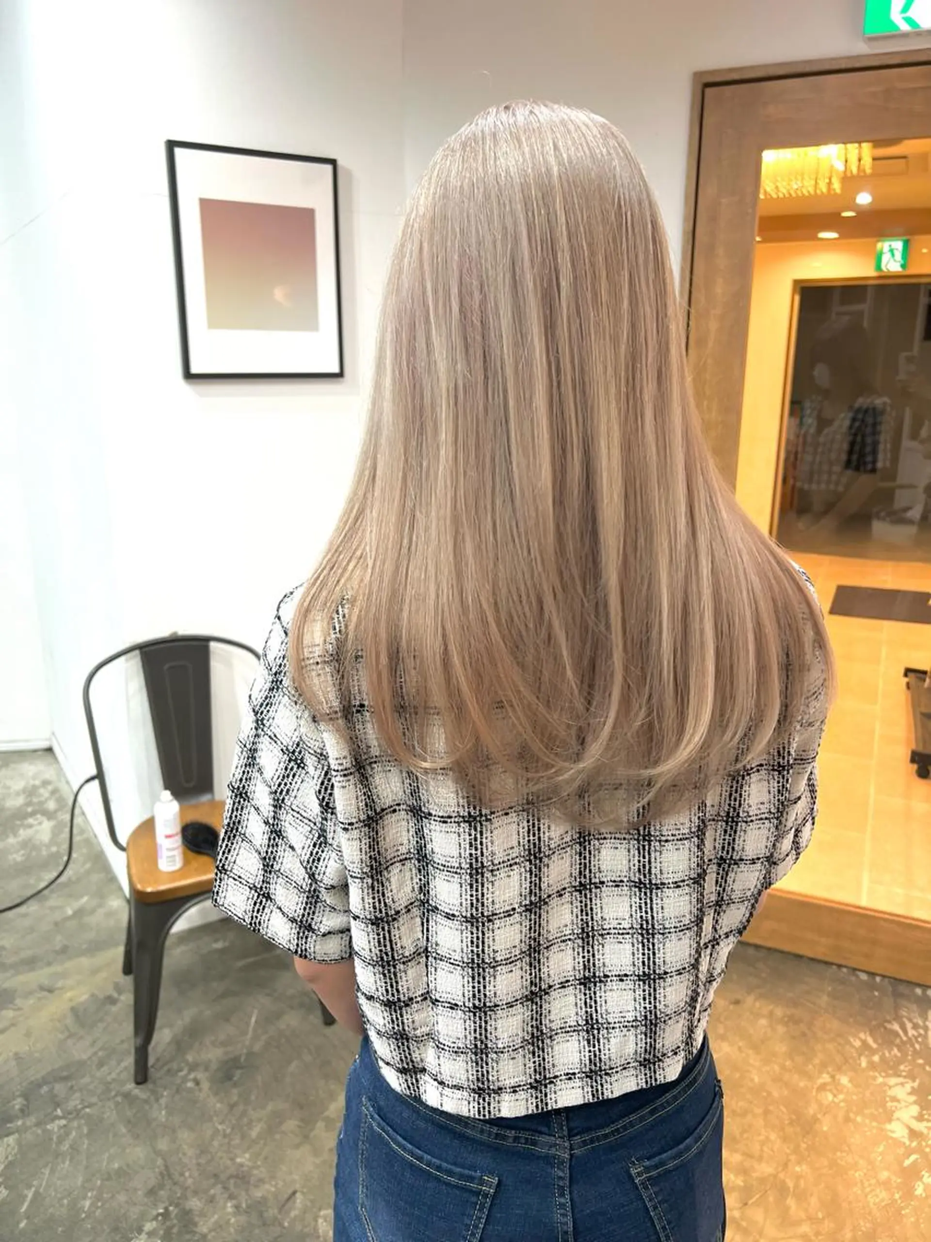 カラー ベージュカラー ミルクティーベージュ ヘアカラー いざわりお /梅田/ブリーチのヘアスタイル