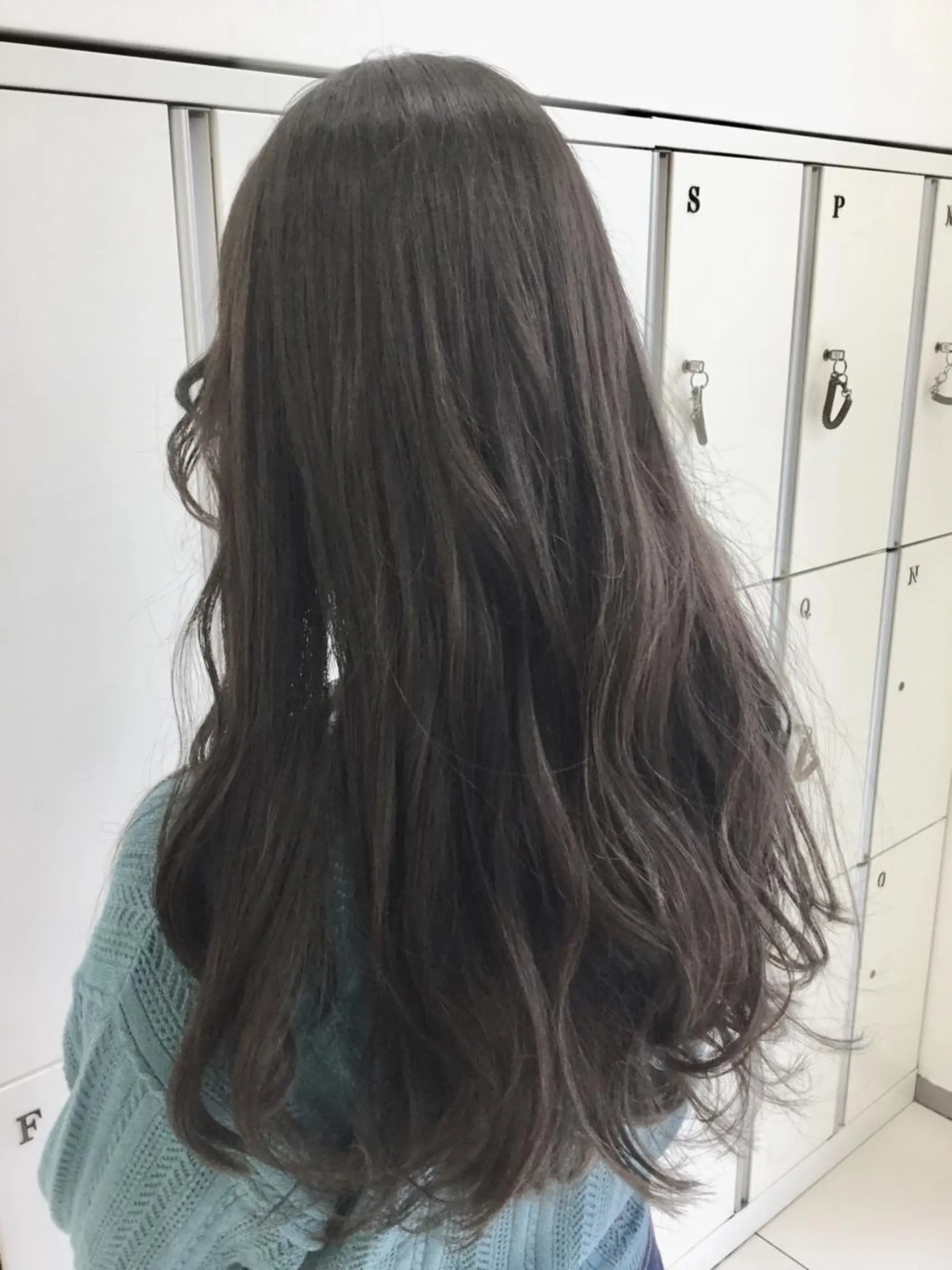 ロング カラー ブリーチ ハイライトカラー イルミナカラー ブリーチなしカラー 外国人風カラー Ash 山田 勇太のヘアスタイル