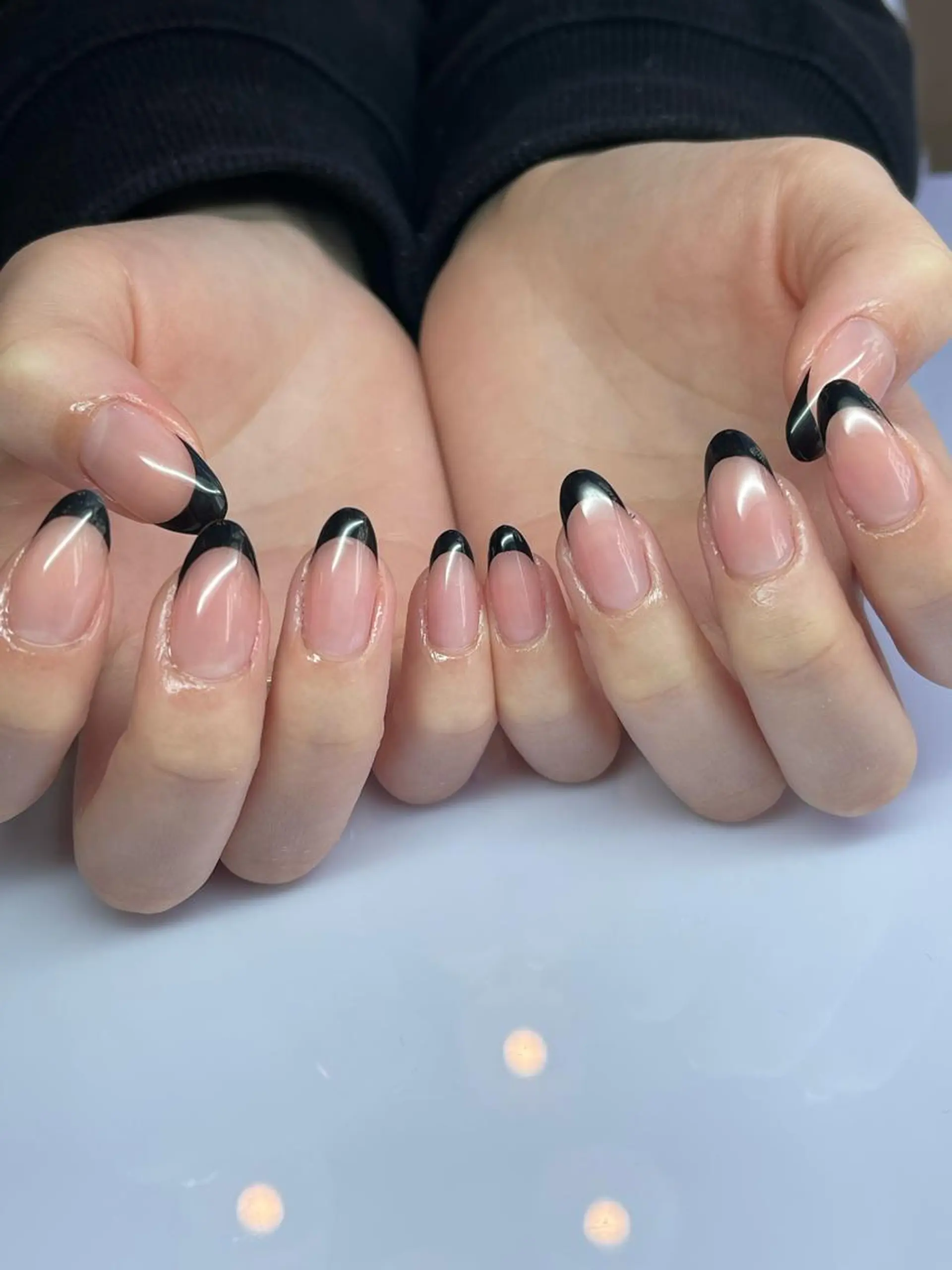 ミディアム ネイル ハンドネイル 長さ出し専門 nynaのネイルデザイン