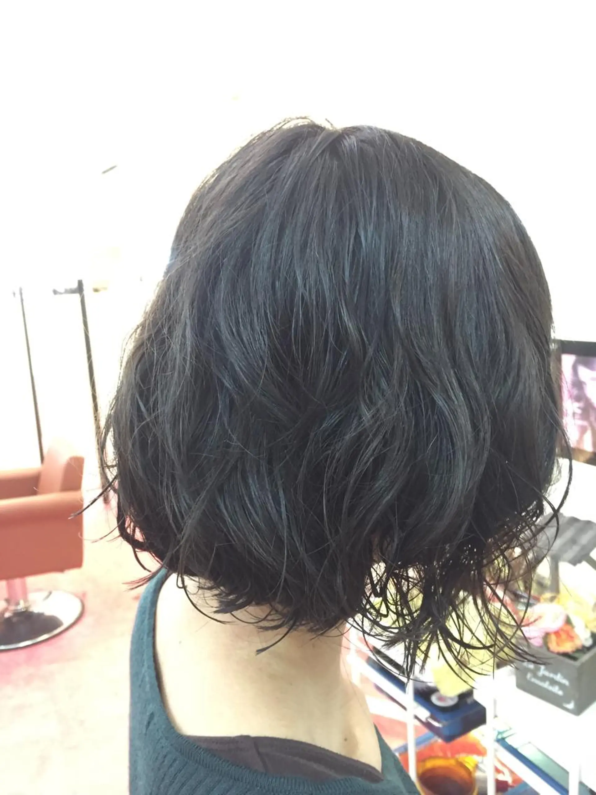 ミディアム パーマ ティアラbyギャロ ティアラbyギャロのヘアスタイル