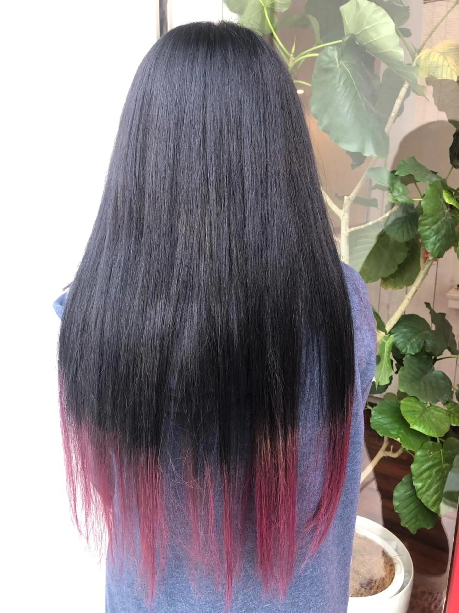 ロング カラー 黒髪 ブルーカラー ブルーブラック 大阪長居🌱野見山 卓也のヘアスタイル