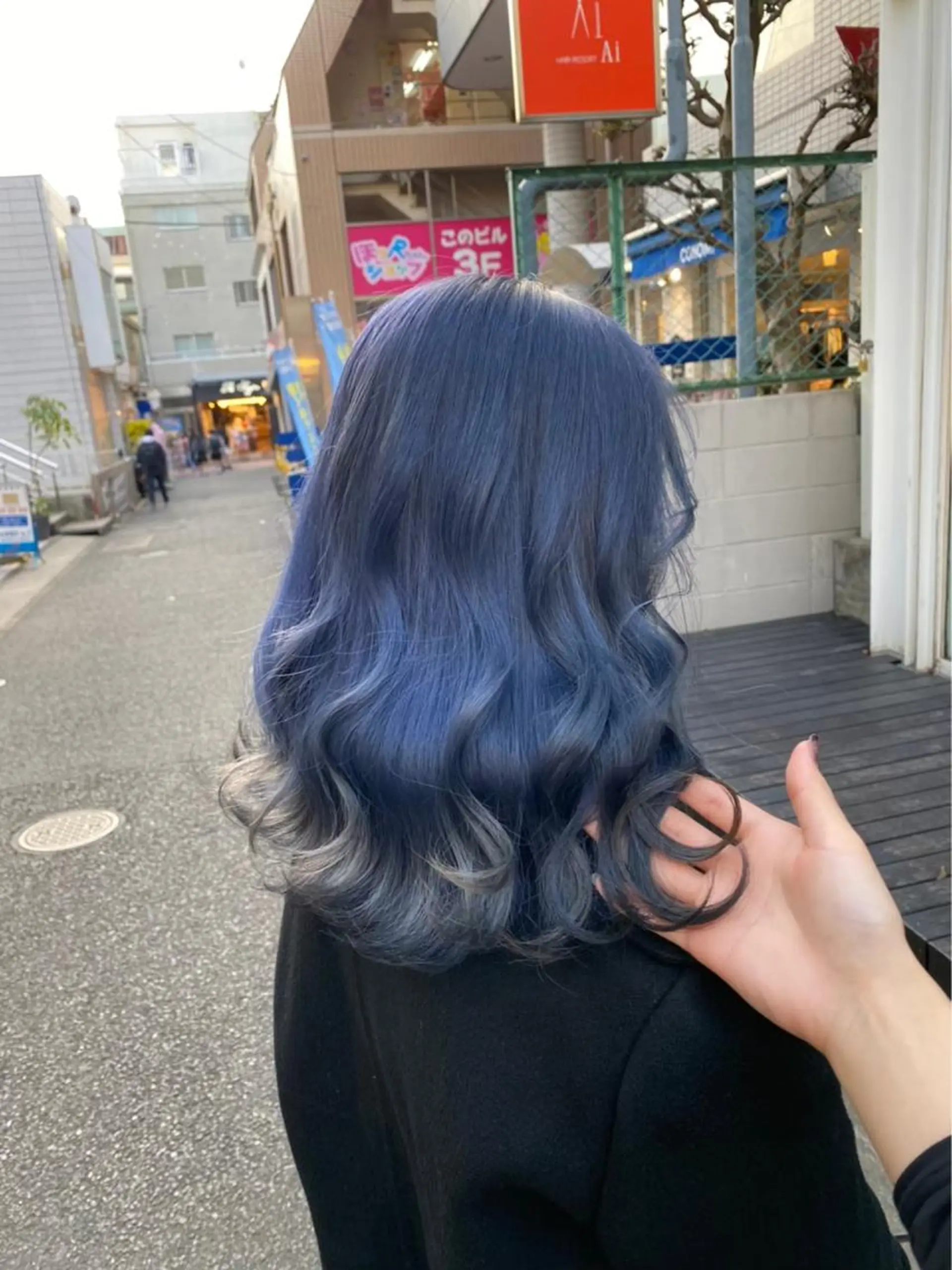 セミロング カラー ヘアアレンジ カット ヘアカラー トリートメント ヘアセット 🩶【推しハイトーン 】yuzu🩶のヘアスタイル