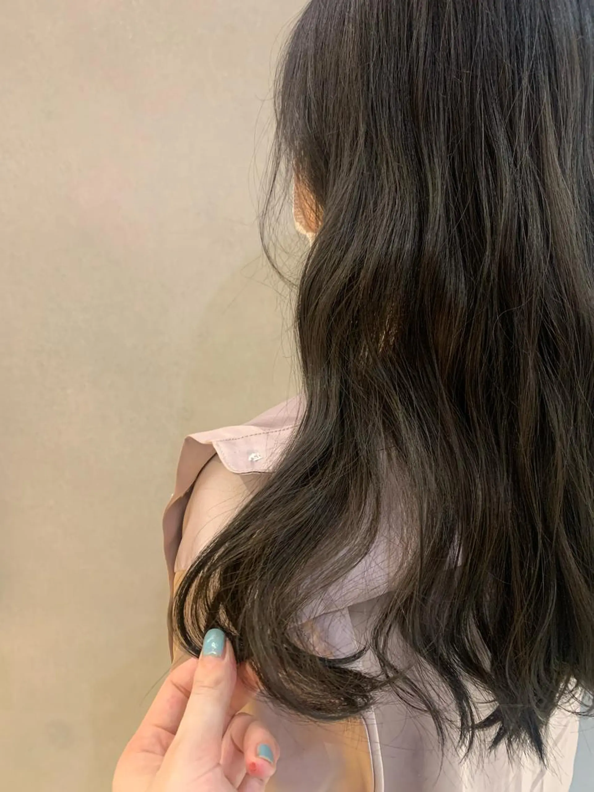 ロング カット ヘアカラー k-two  esora 池袋店所属・土佐 優奈のヘアスタイル