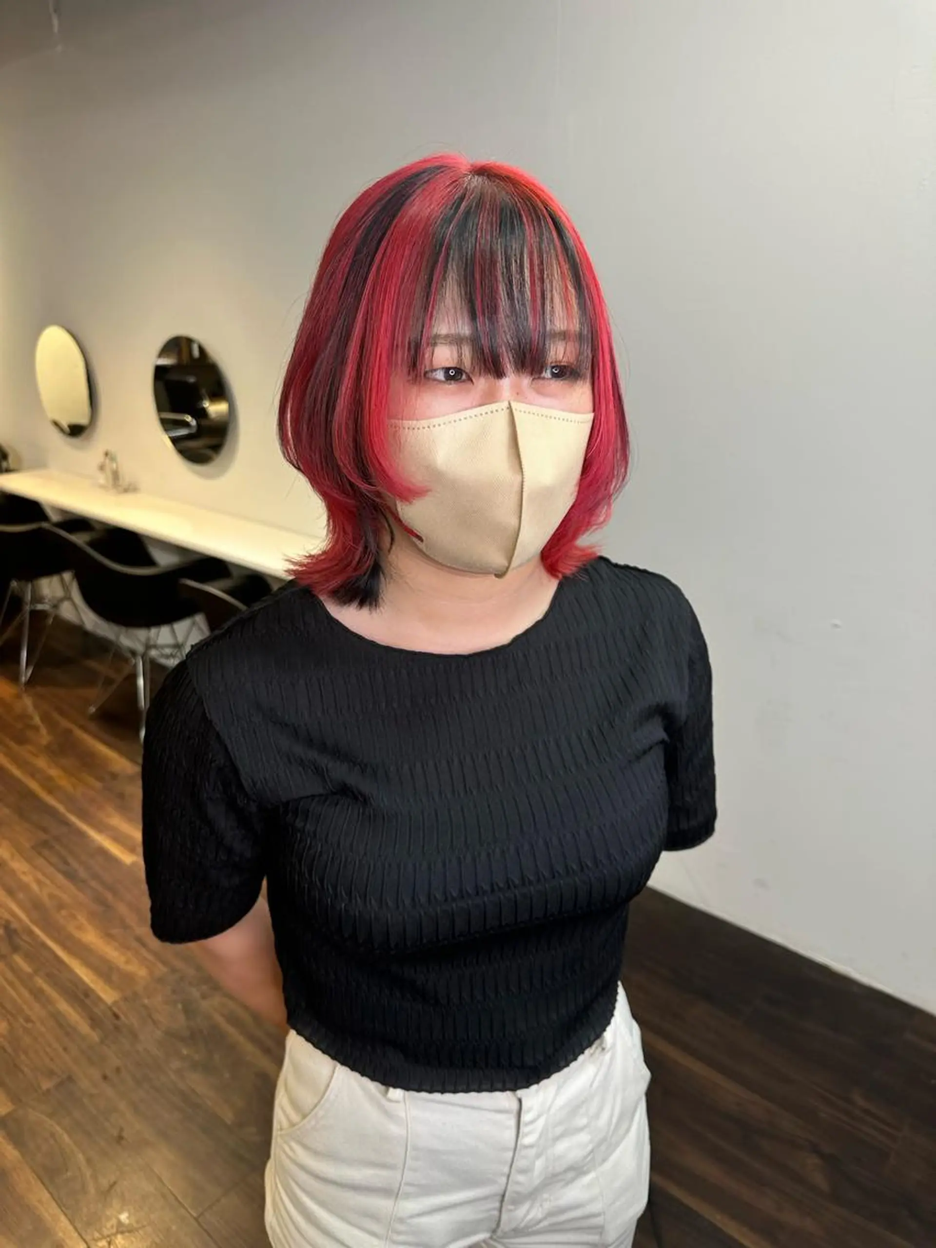 ミディアム カラー アディクシーカラー ブリーチ ケアブリーチ デザインカラー ハイトーンカラー カット ヘアカラー トリートメント ワンホンヘア ケラチン/Kaitoのヘアスタイル