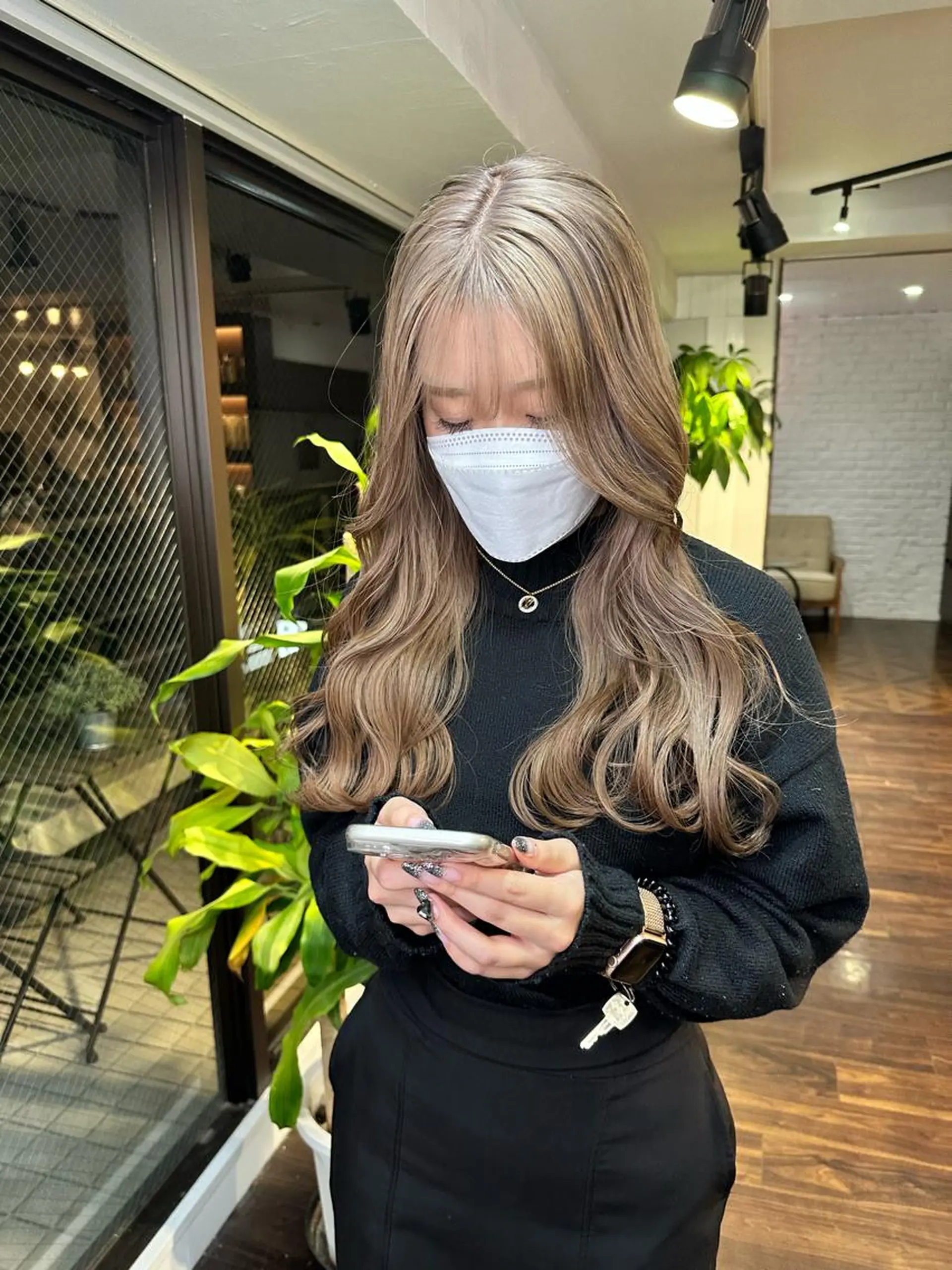 ロング カラー アディクシーカラー ブリーチ ケアブリーチ デザインカラー ハイトーンカラー カット ヘアカラー トリートメント ワンホンヘア ケラチン/Kaitoのヘアスタイル