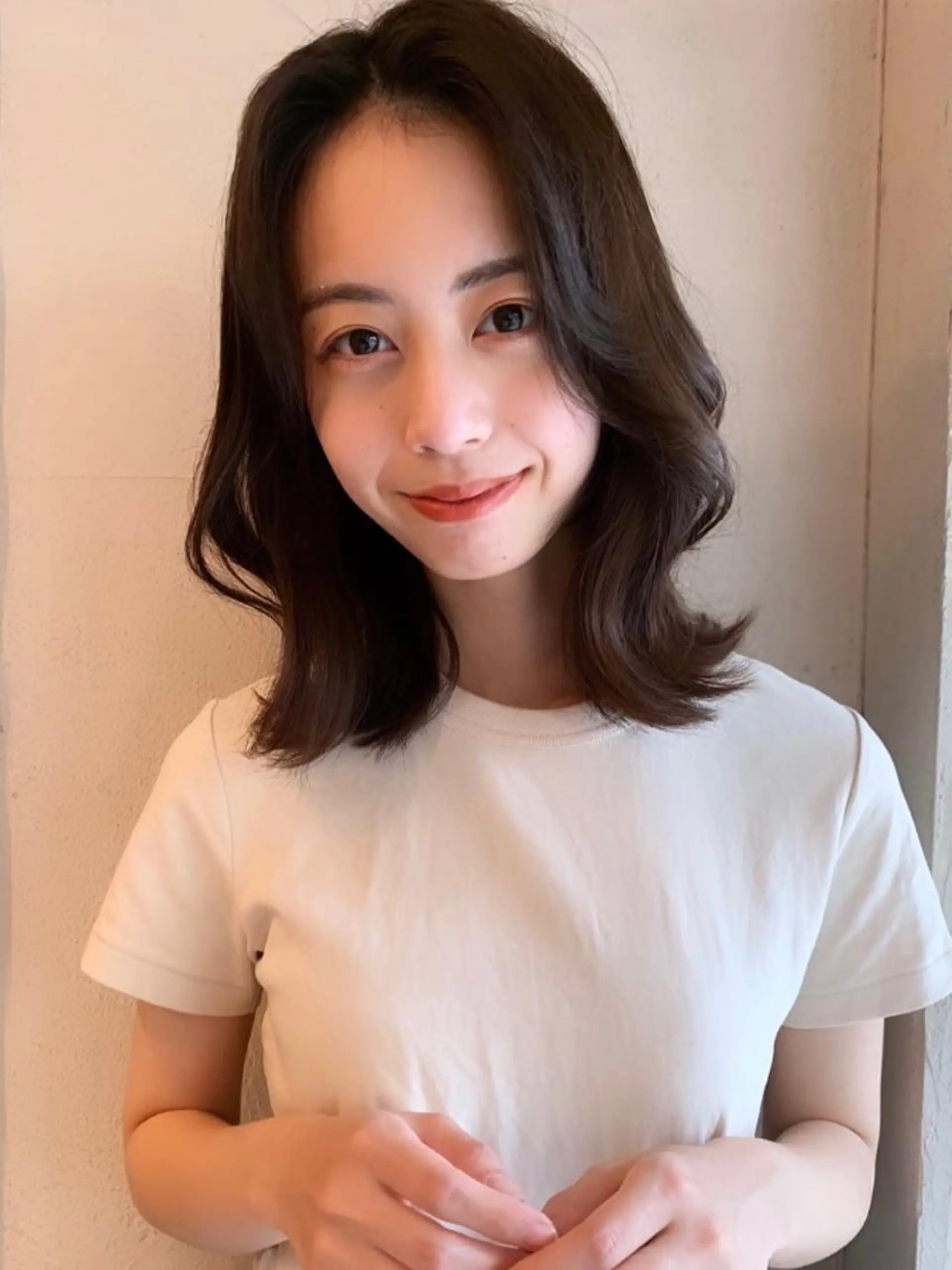 ミディアム カラー 透明感/オリーブ/ グレージュ/YUKAのヘアスタイル