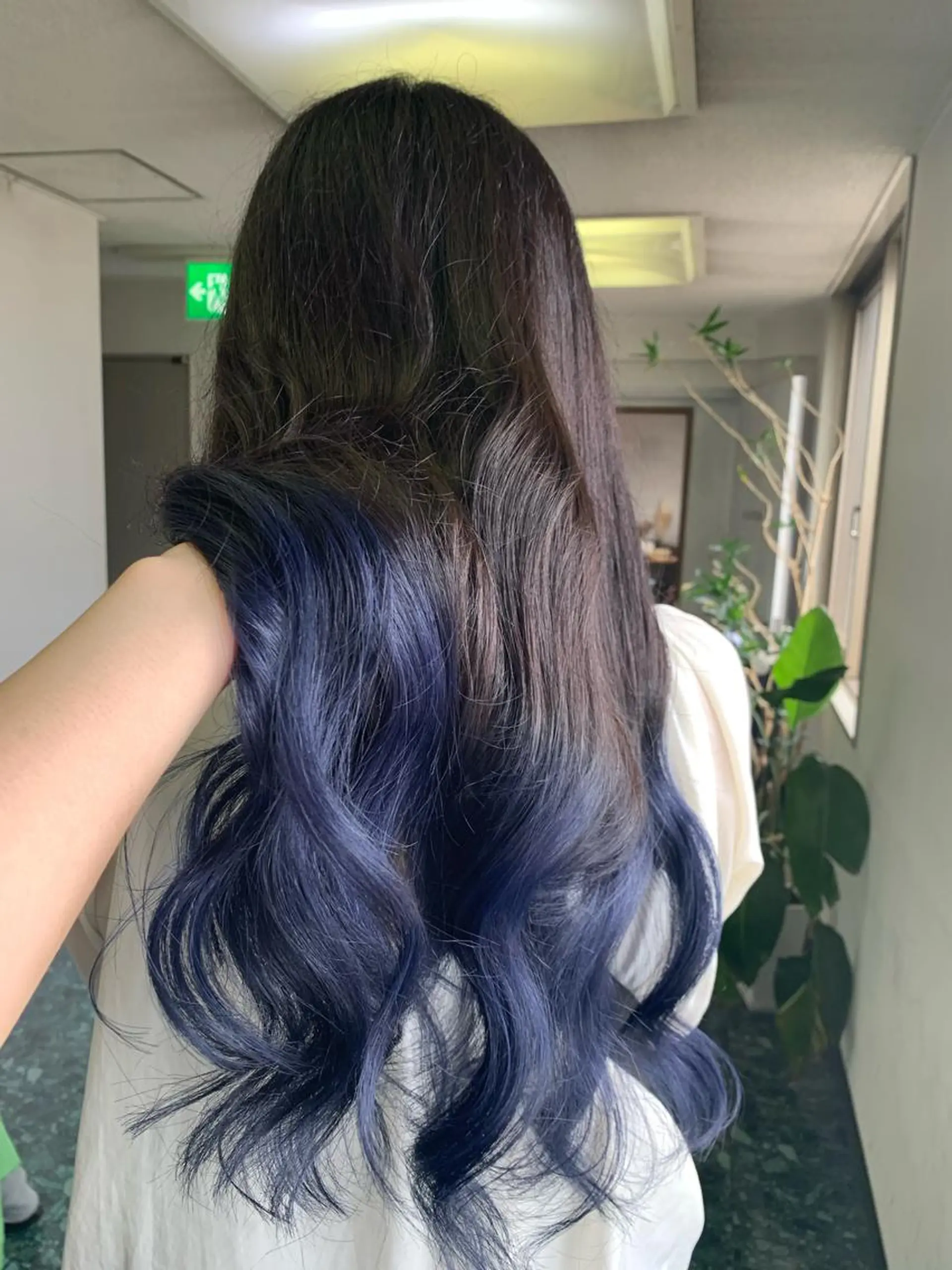 ロング カラー ブルーカラー グラデーションカラー カット ヘアカラー トリートメント FRAME+spa&hair roomなんば駅前店所属・🌸MAYU🌸 ハイトーン➕レイヤーのヘアスタイル