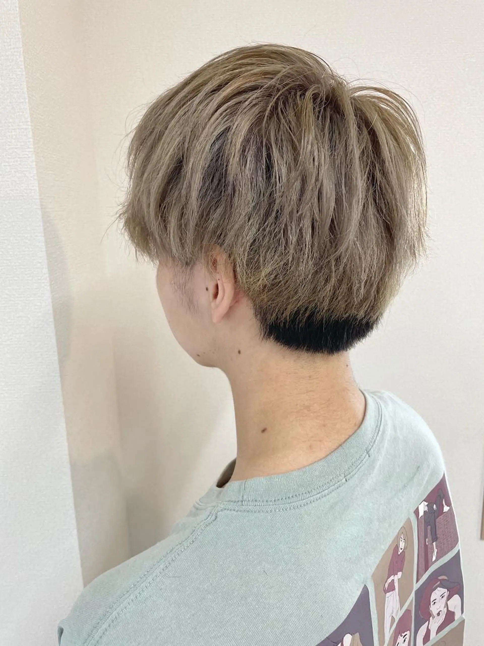 カラー メンズ ケアブリーチ /髪質 改善/古橋圭史郎のヘアスタイル