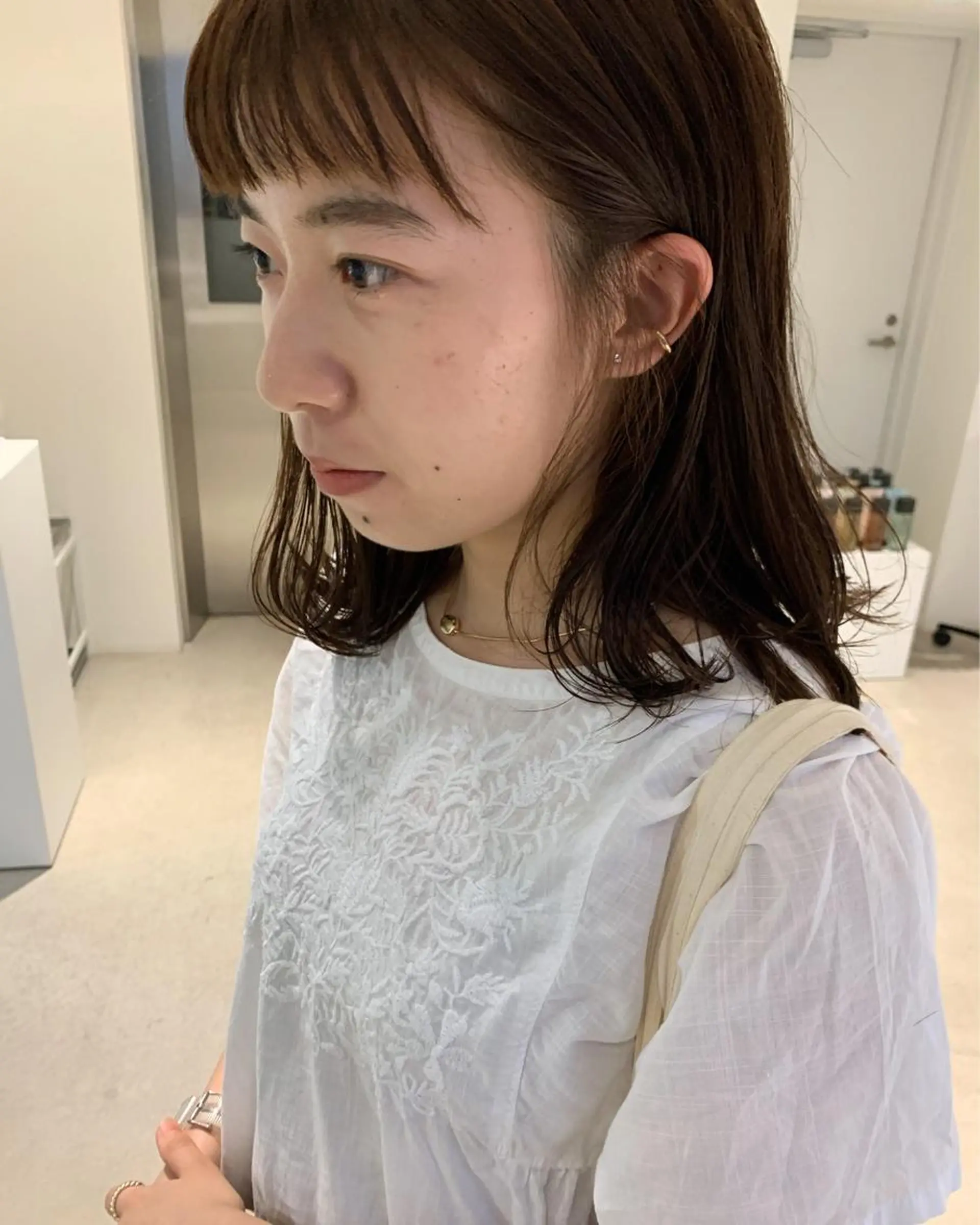 ミディアム オン眉 ワイドバング ANY／SUE 千葉パーマのヘアスタイル