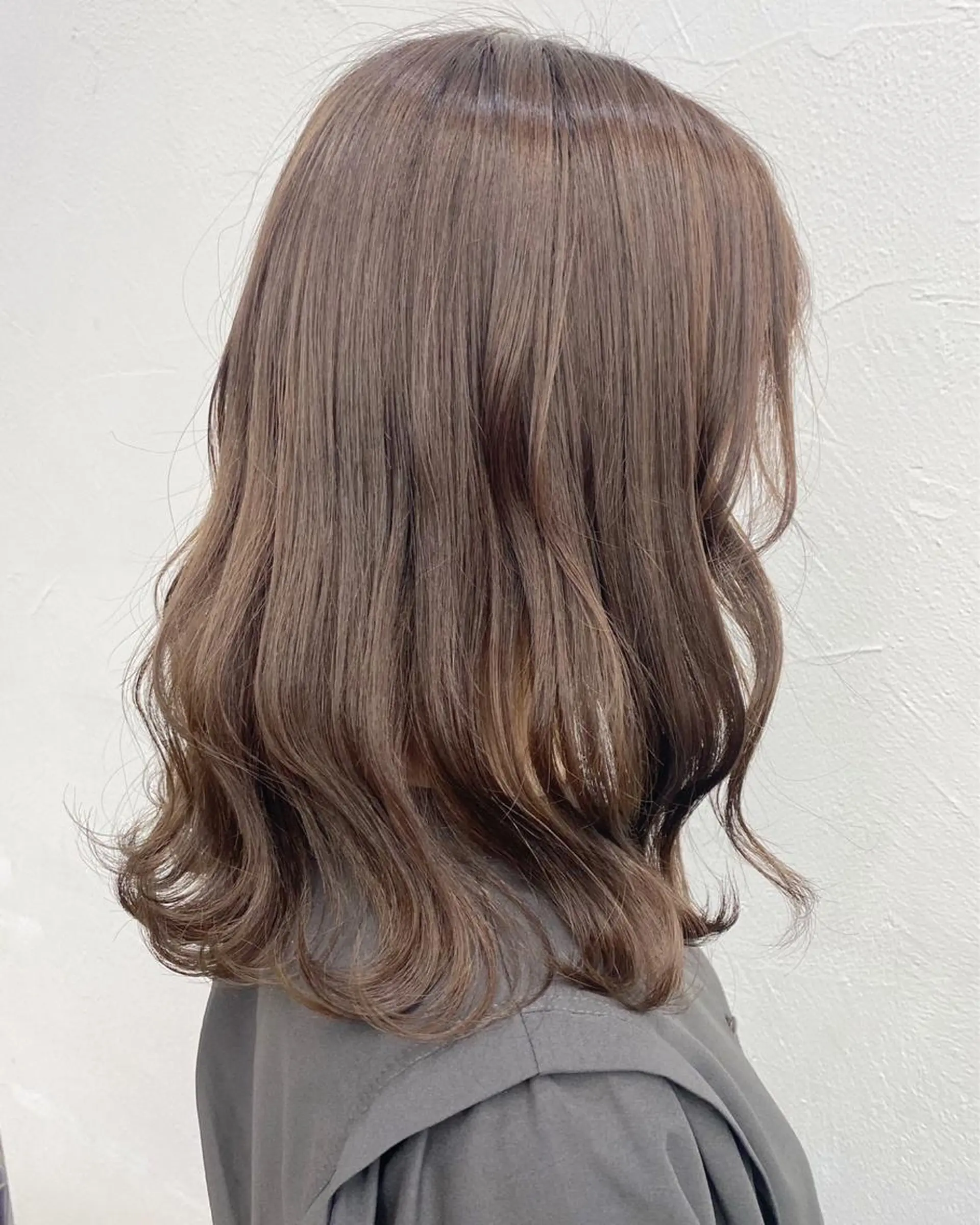 ミディアム カラー ブリーチ カット ヘアカラー トリートメント ☀️東京→岡崎☀️ ハイライト青山彪雅のヘアスタイル