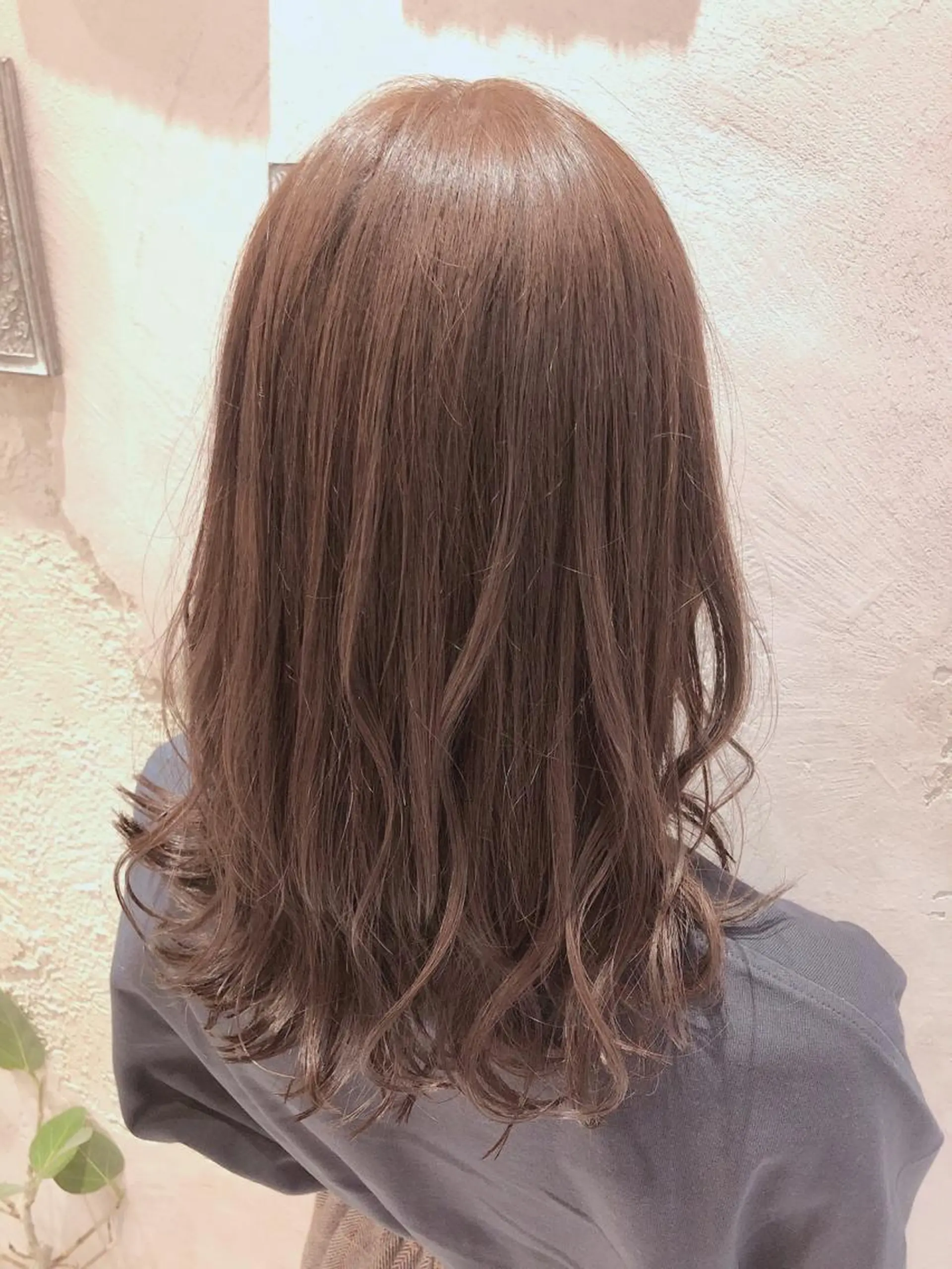 ミディアム アッシュ カット ヘアカラー トリートメント 代表山口ひな 髪質改善のプロのヘアスタイル