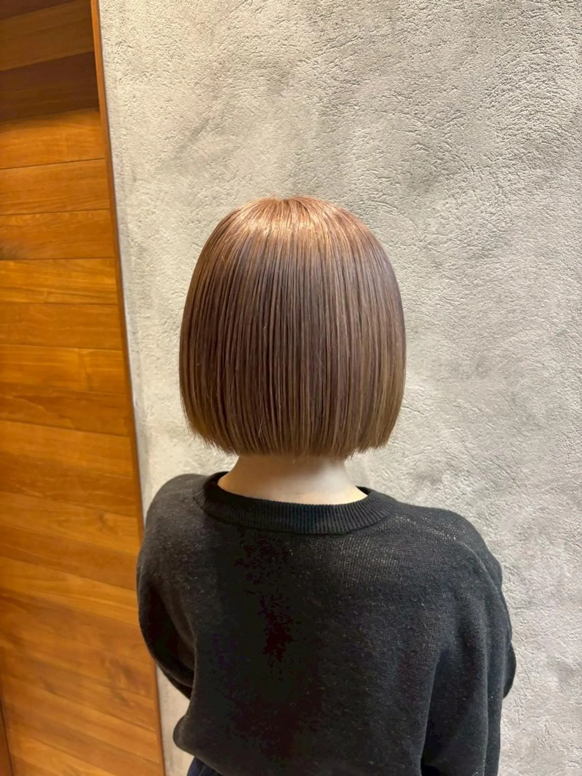 ショート ヘアカラー トリートメント 長谷川 楓のヘアスタイル