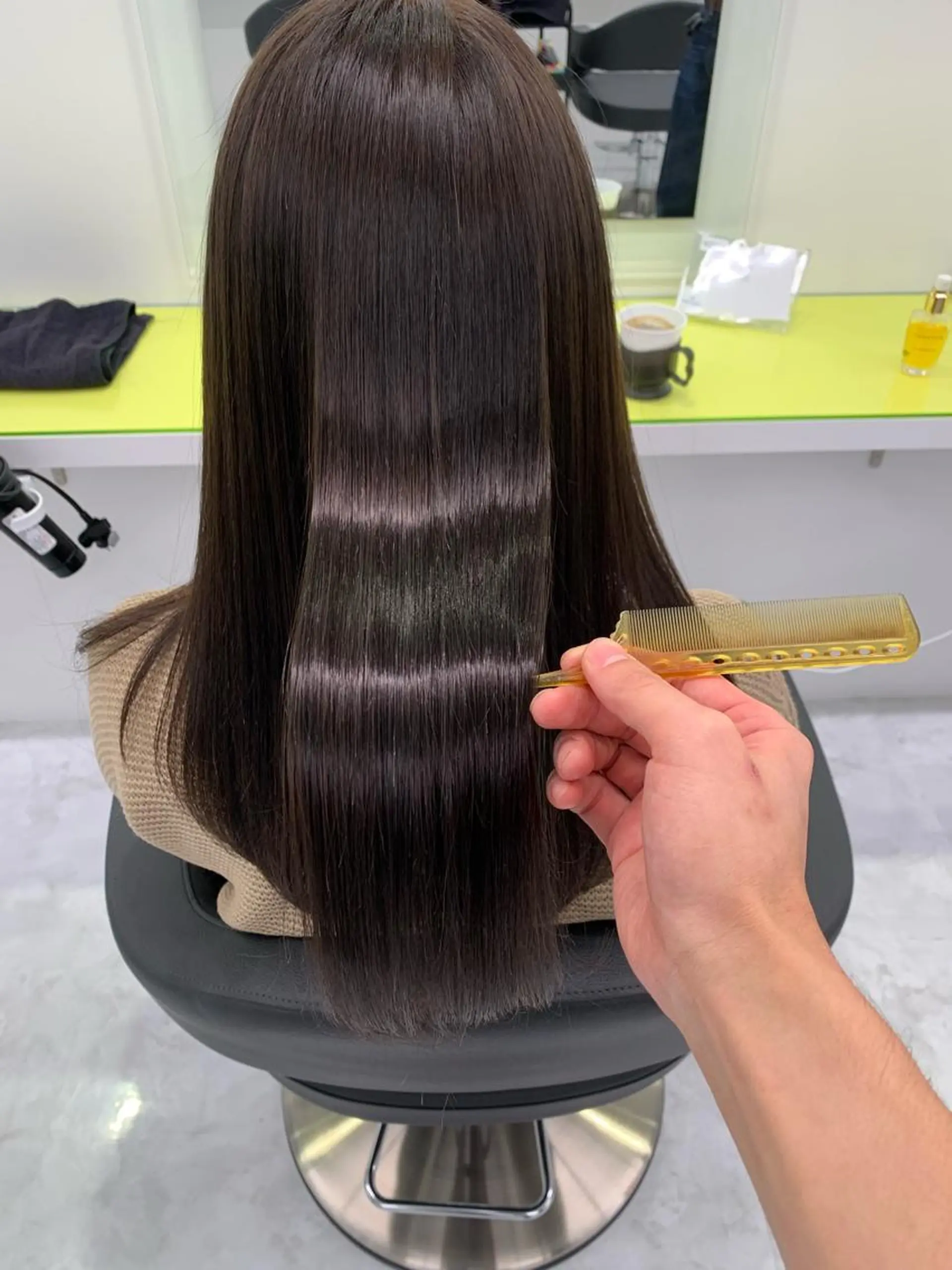 ミディアム カラー カット 縮毛矯正 トリートメント ヘッドスパ ヘアセット 💘トレンドスタイル 💘透明感ヘアのヘアスタイル