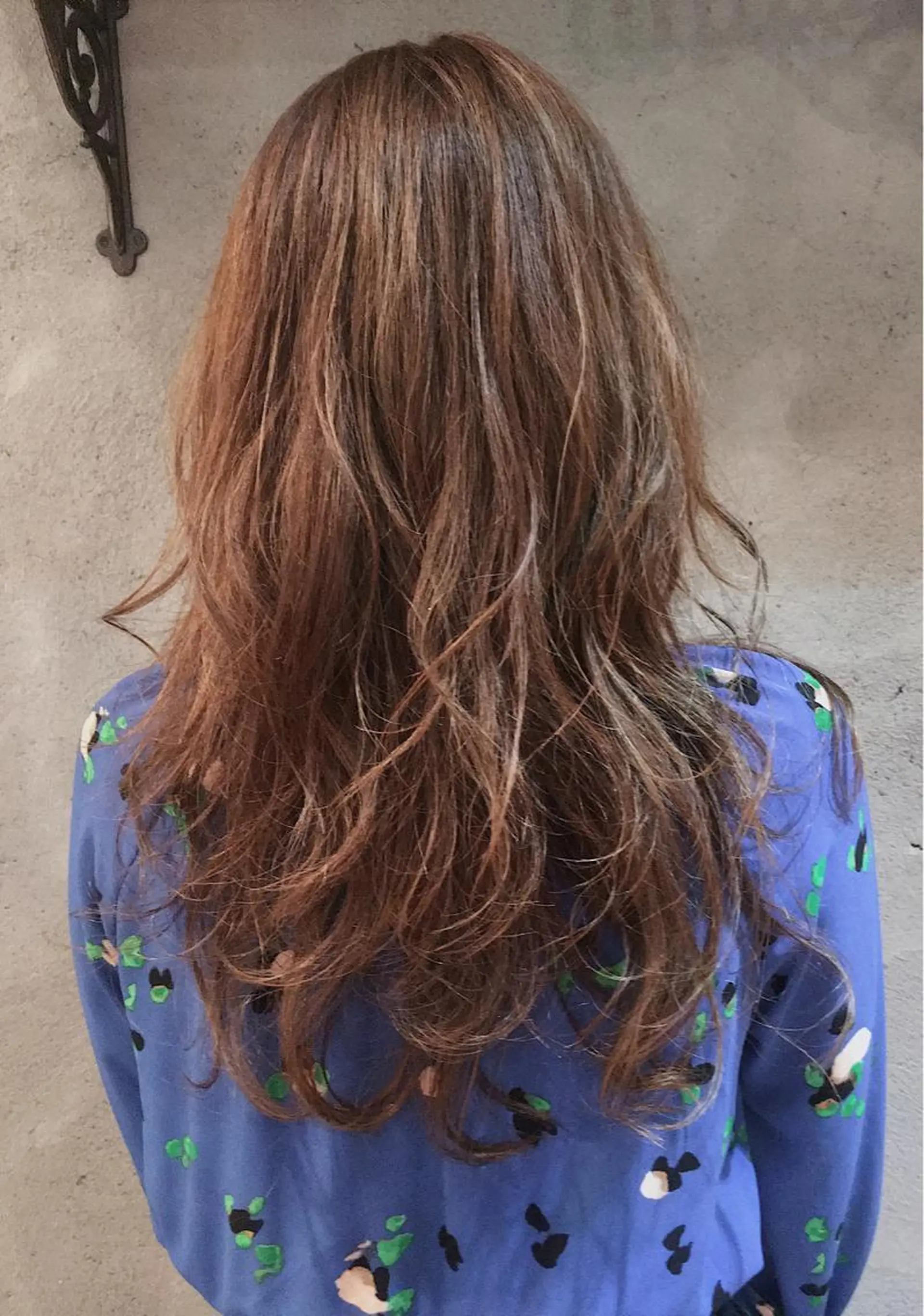 ロング カラー ベージュカラー 鎌田卓也/髪質改善 /透明感カラーのヘアスタイル